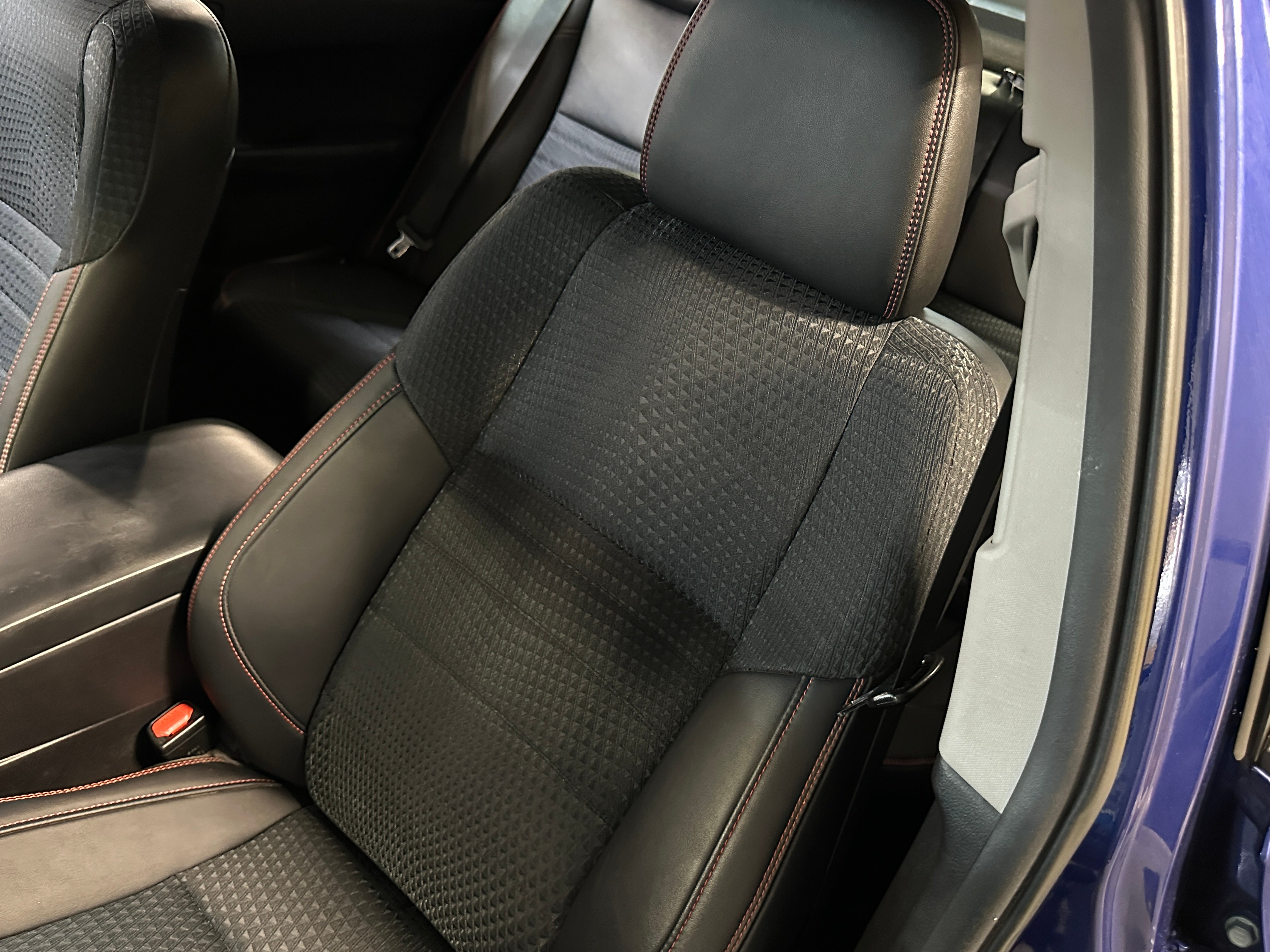 2015 Toyota Camry SE 2