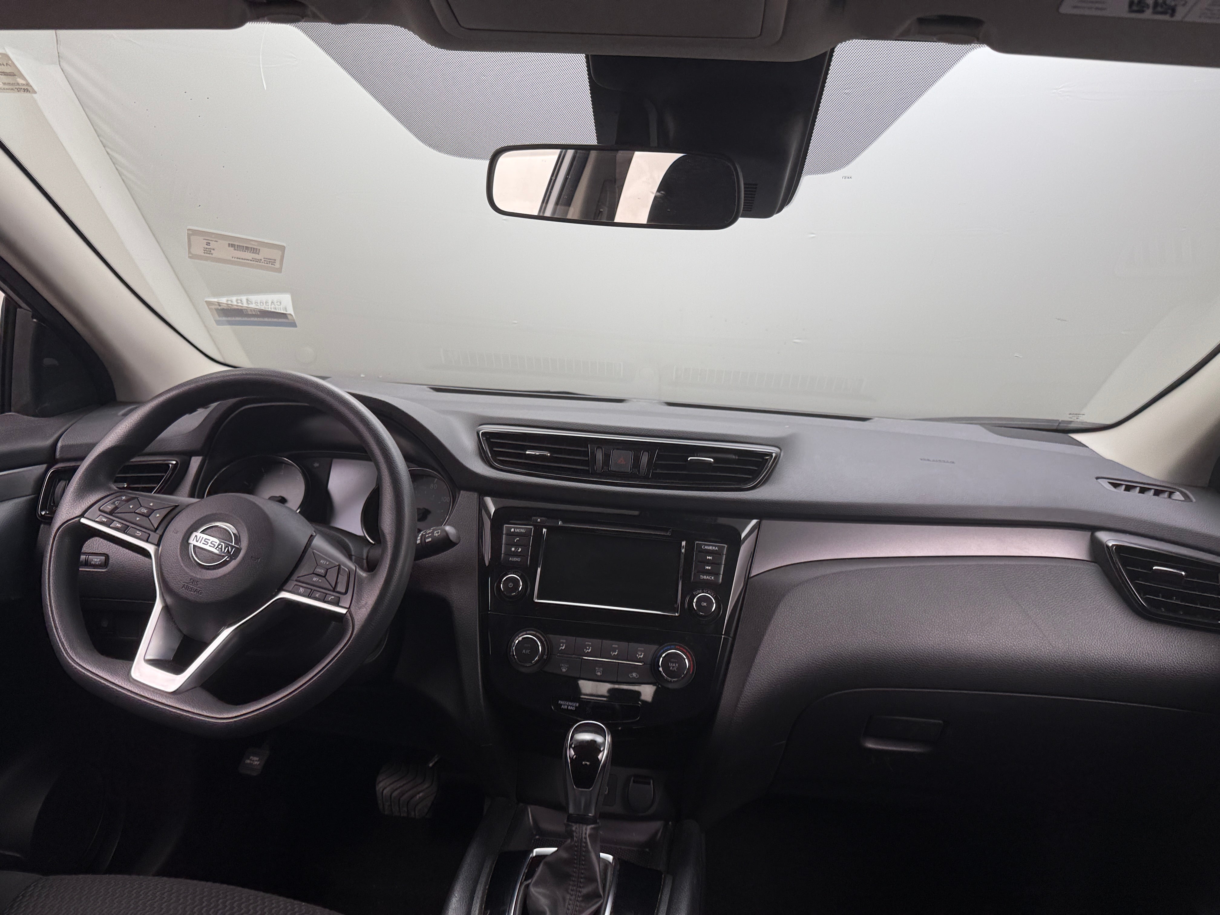 2022 Nissan Rogue Sport S 3