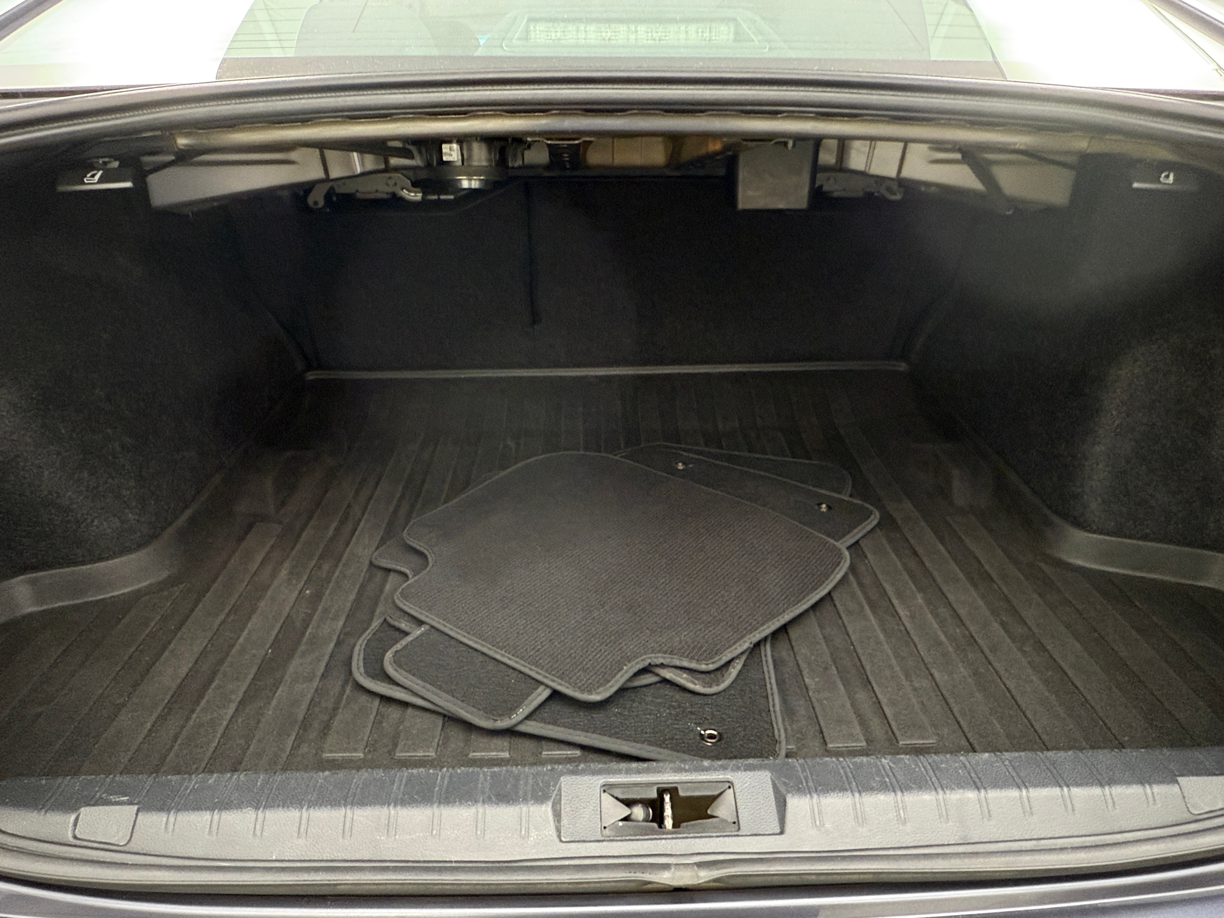 2015 Subaru Legacy Limited 6