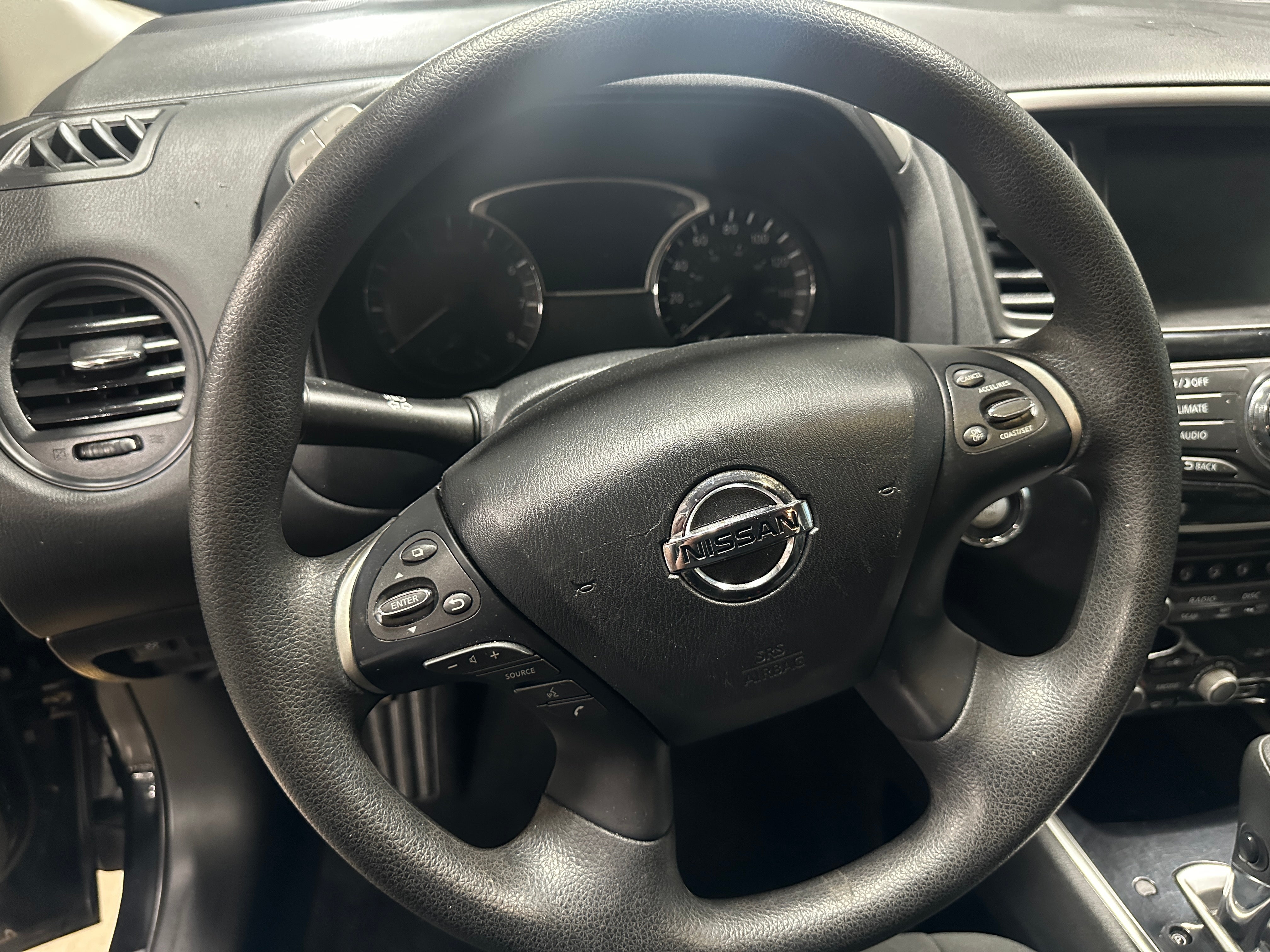 2020 Nissan Pathfinder S 5