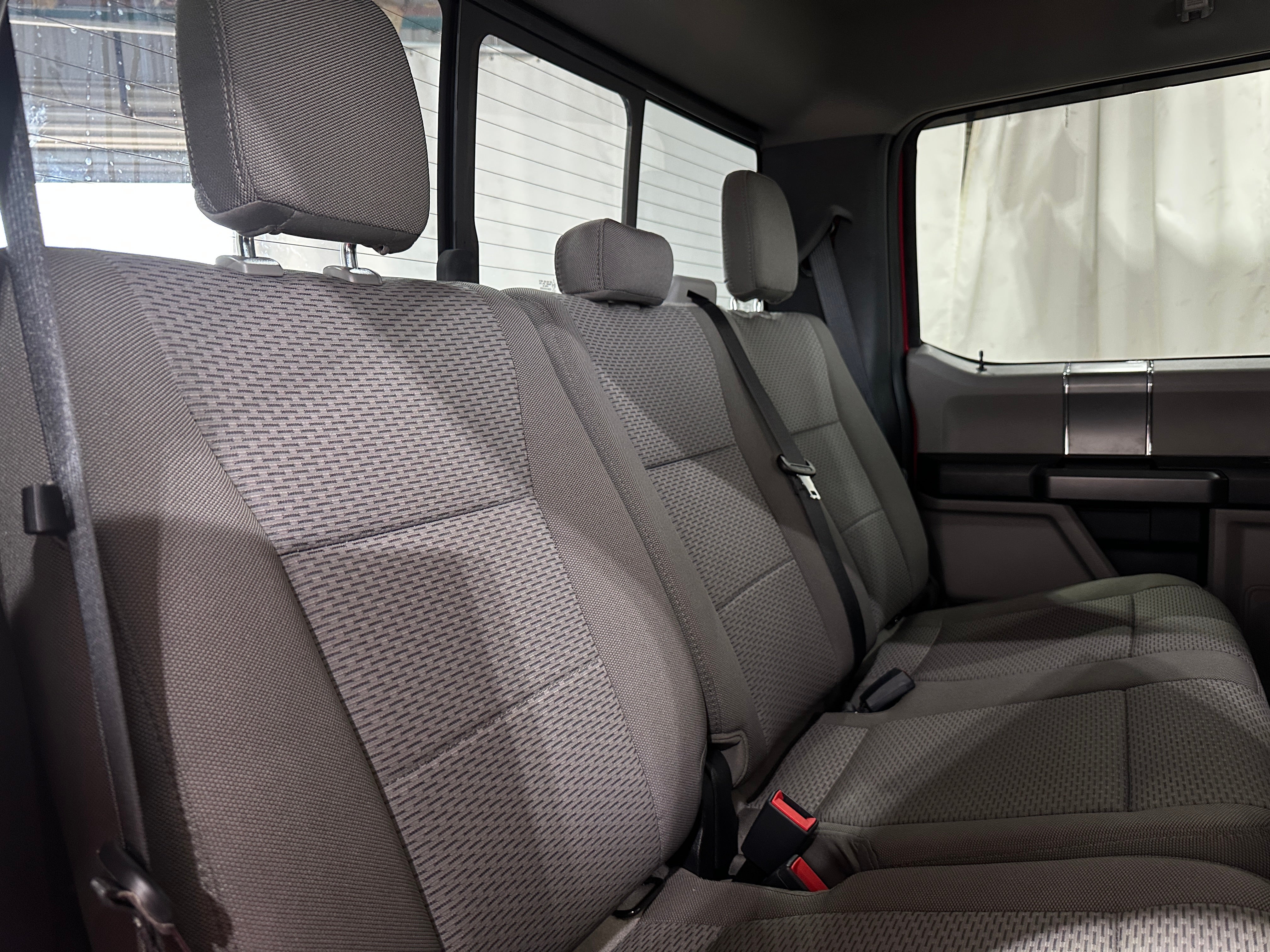 2020 Ford Econoline E-250 6
