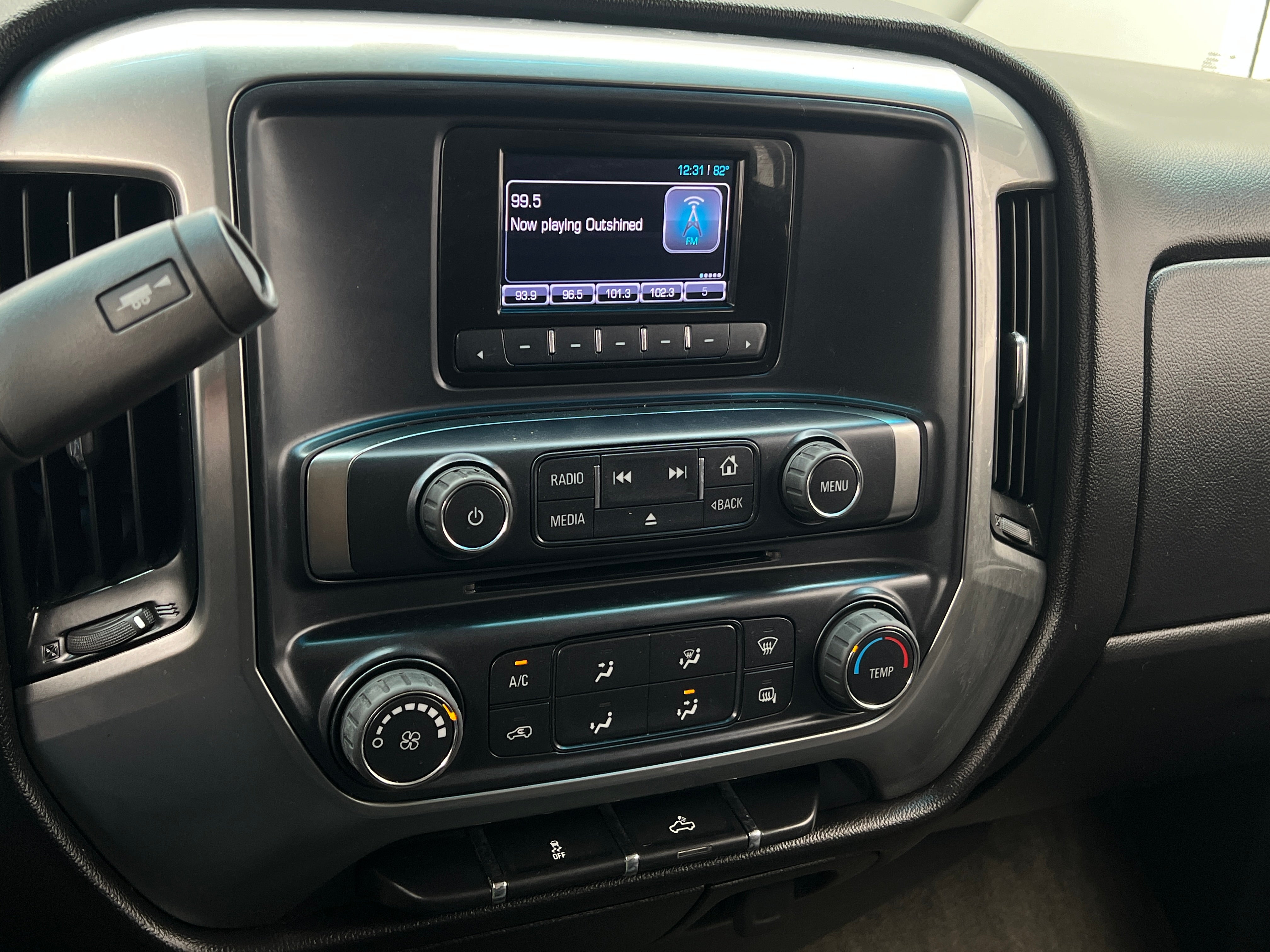 2014 Chevrolet Silverado 1500 LT 3
