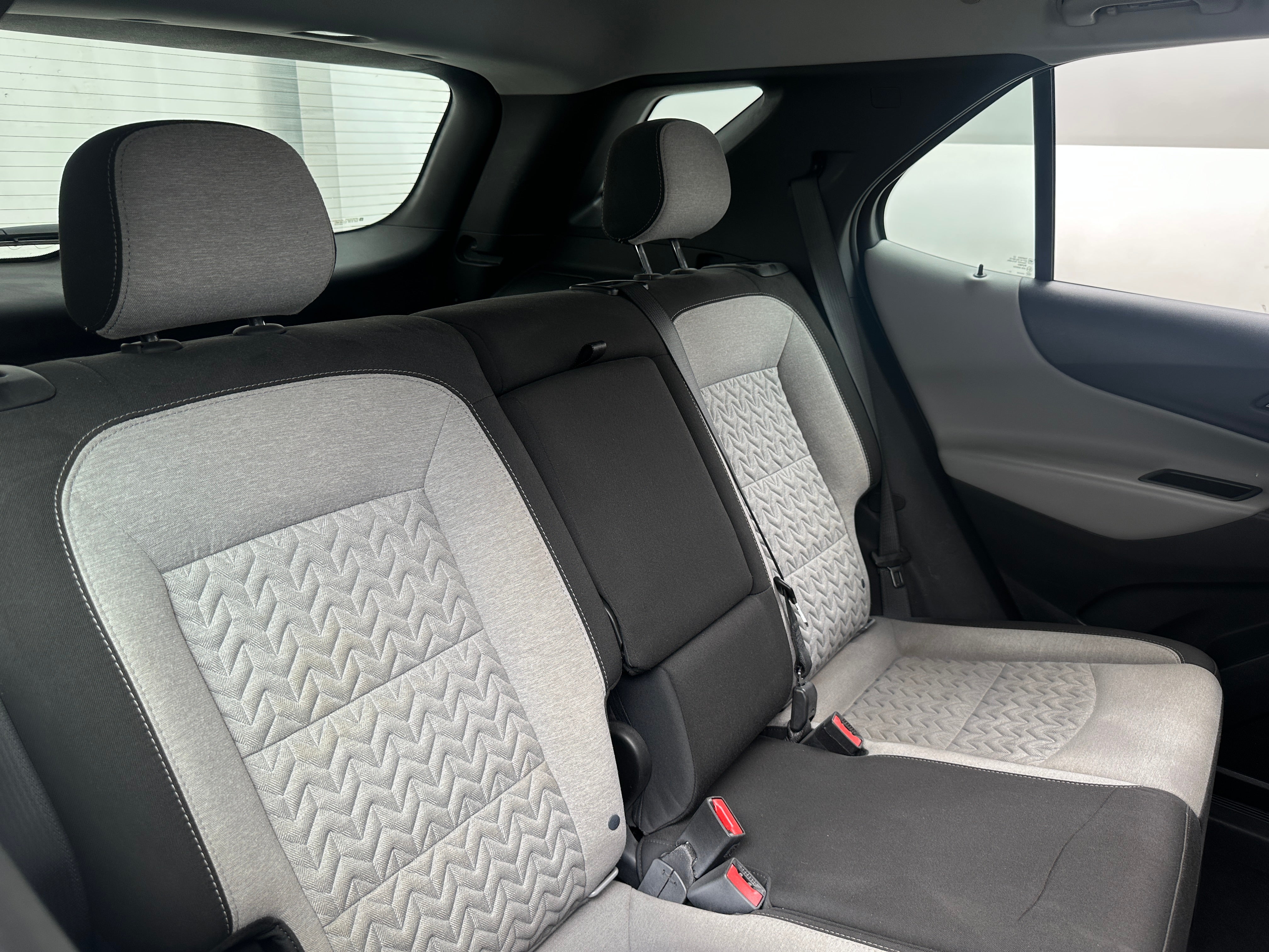 2023 Chevrolet Equinox LS 6