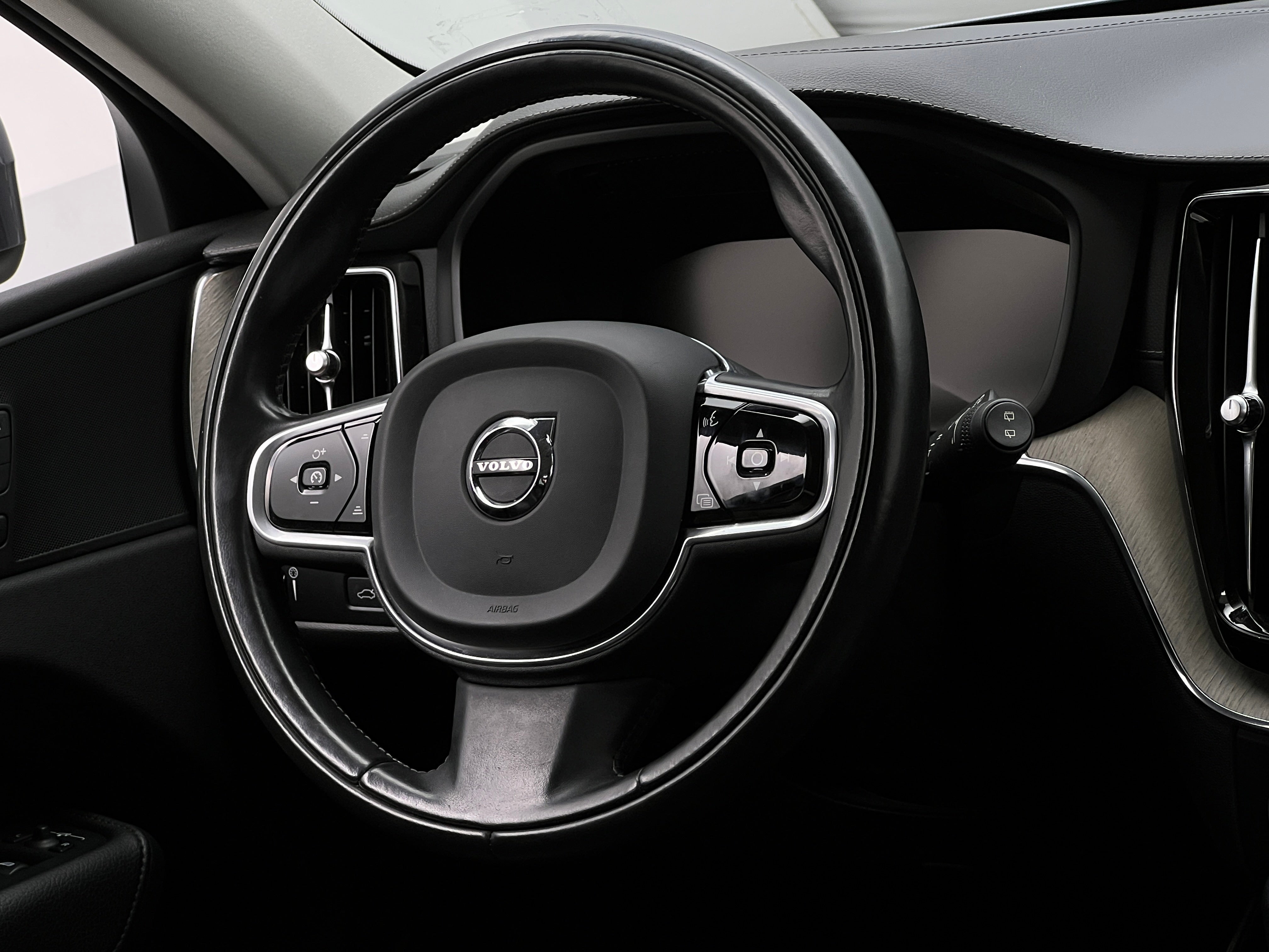 2018 Volvo XC60 T5 Inscription 4
