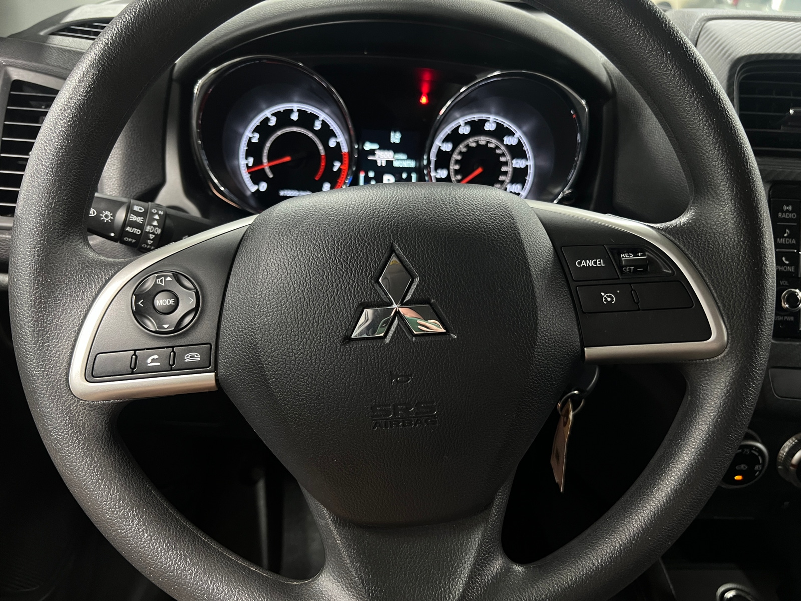Thumbnail: 2024 Mitsubishi Outlander Sport - 5
