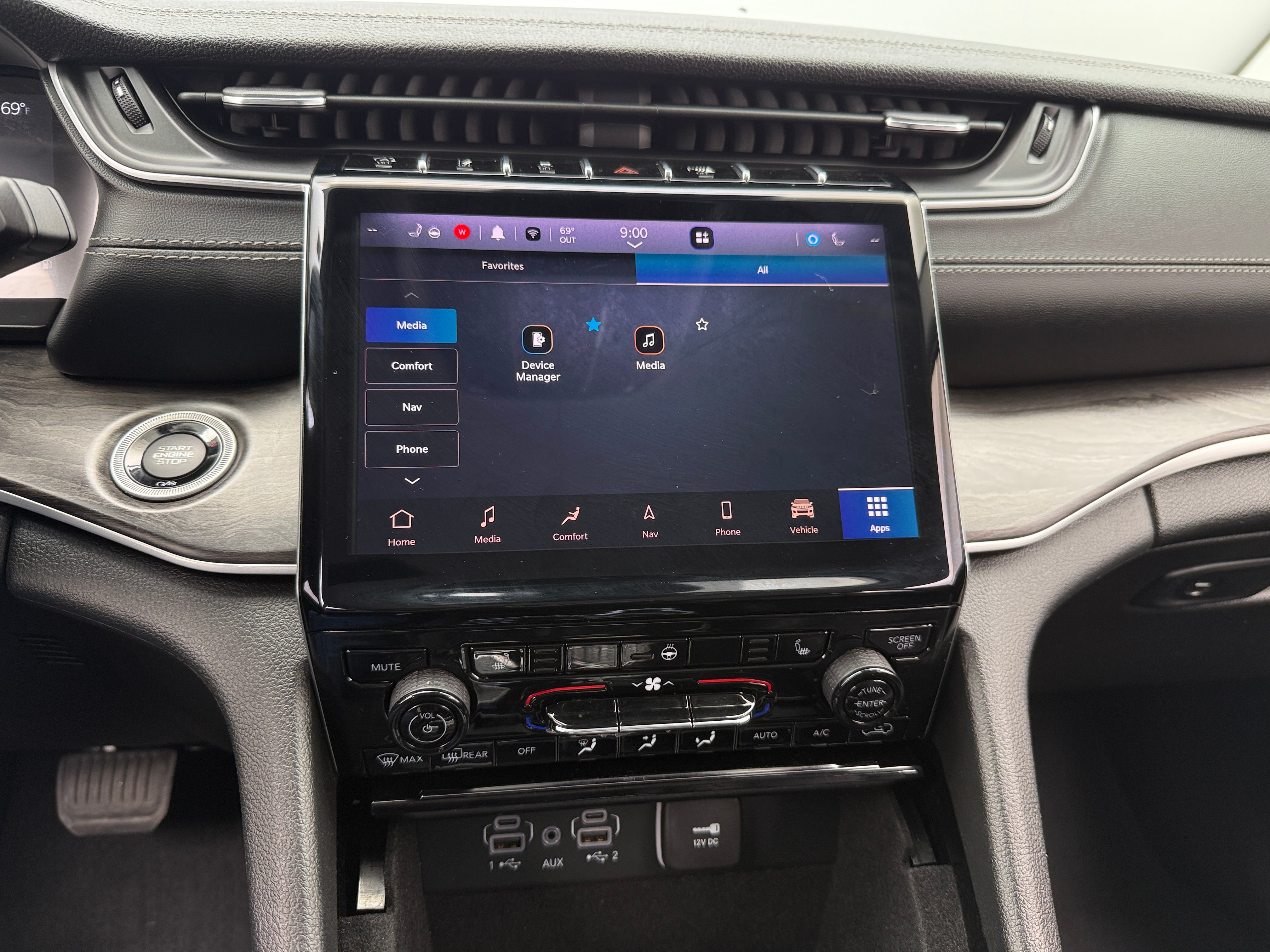 2022 Jeep Grand Cherokee L Limited Edition 3