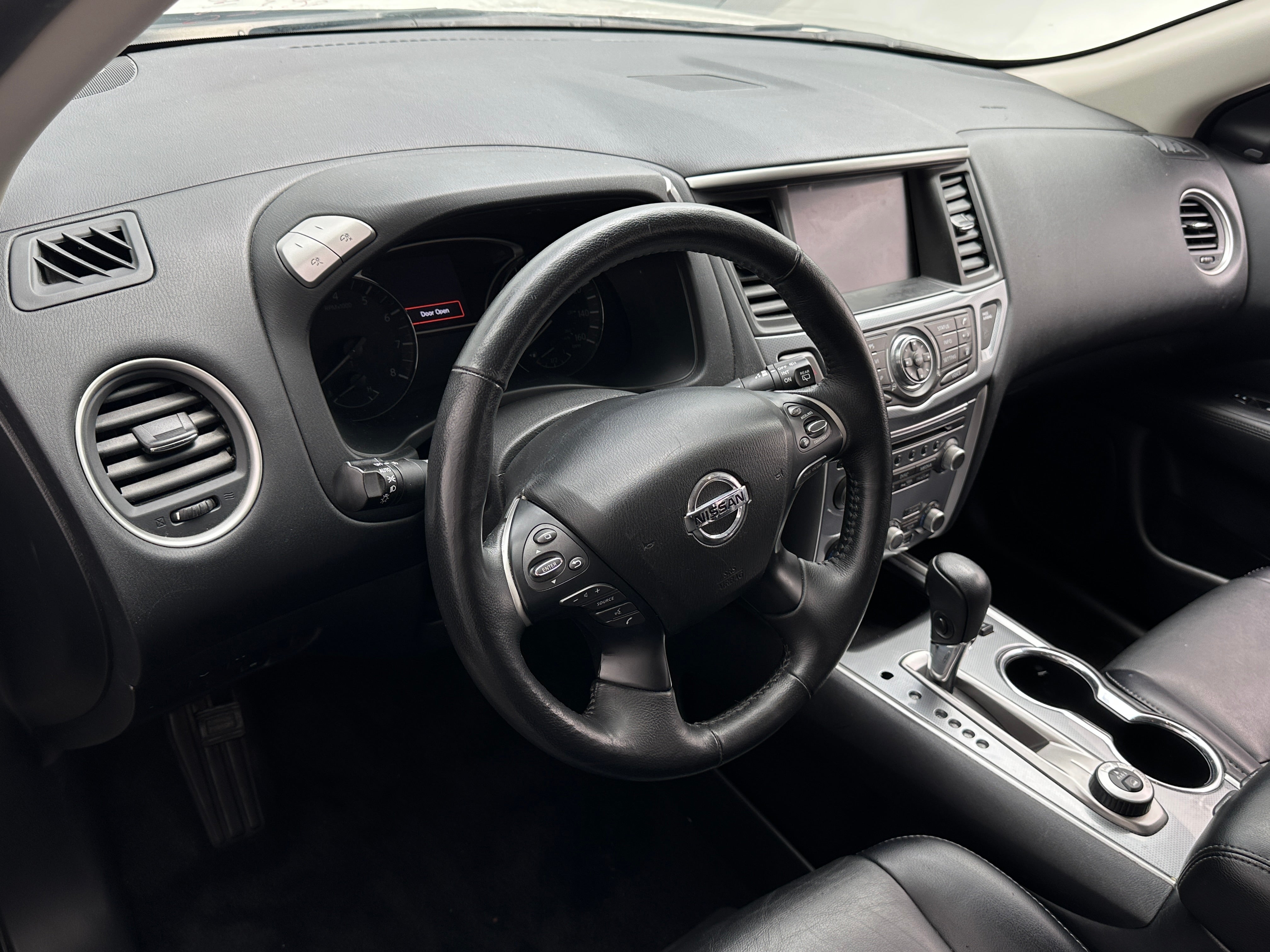 2019 Nissan Pathfinder SL 2