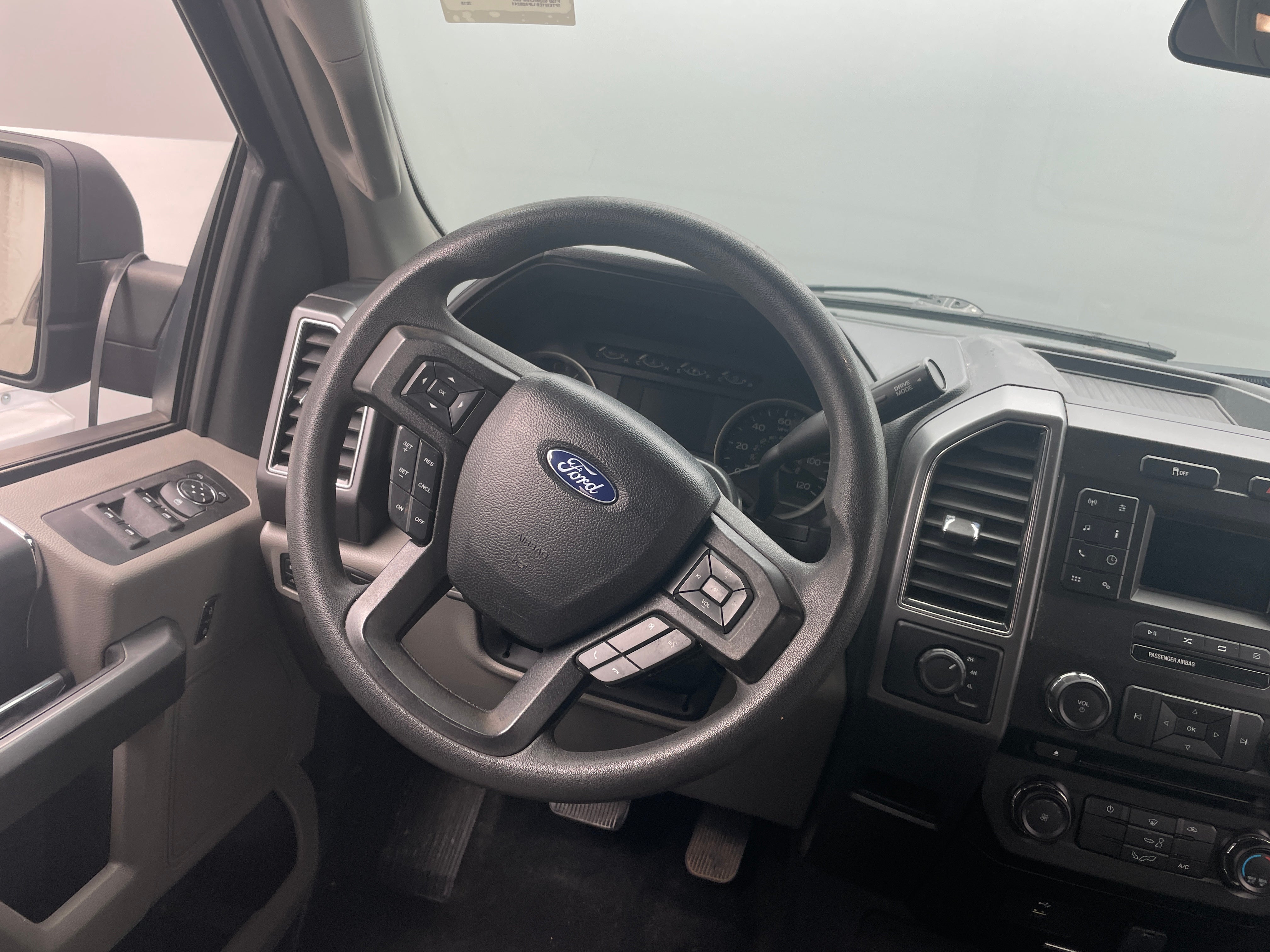 2018 Ford Econoline E-150 5