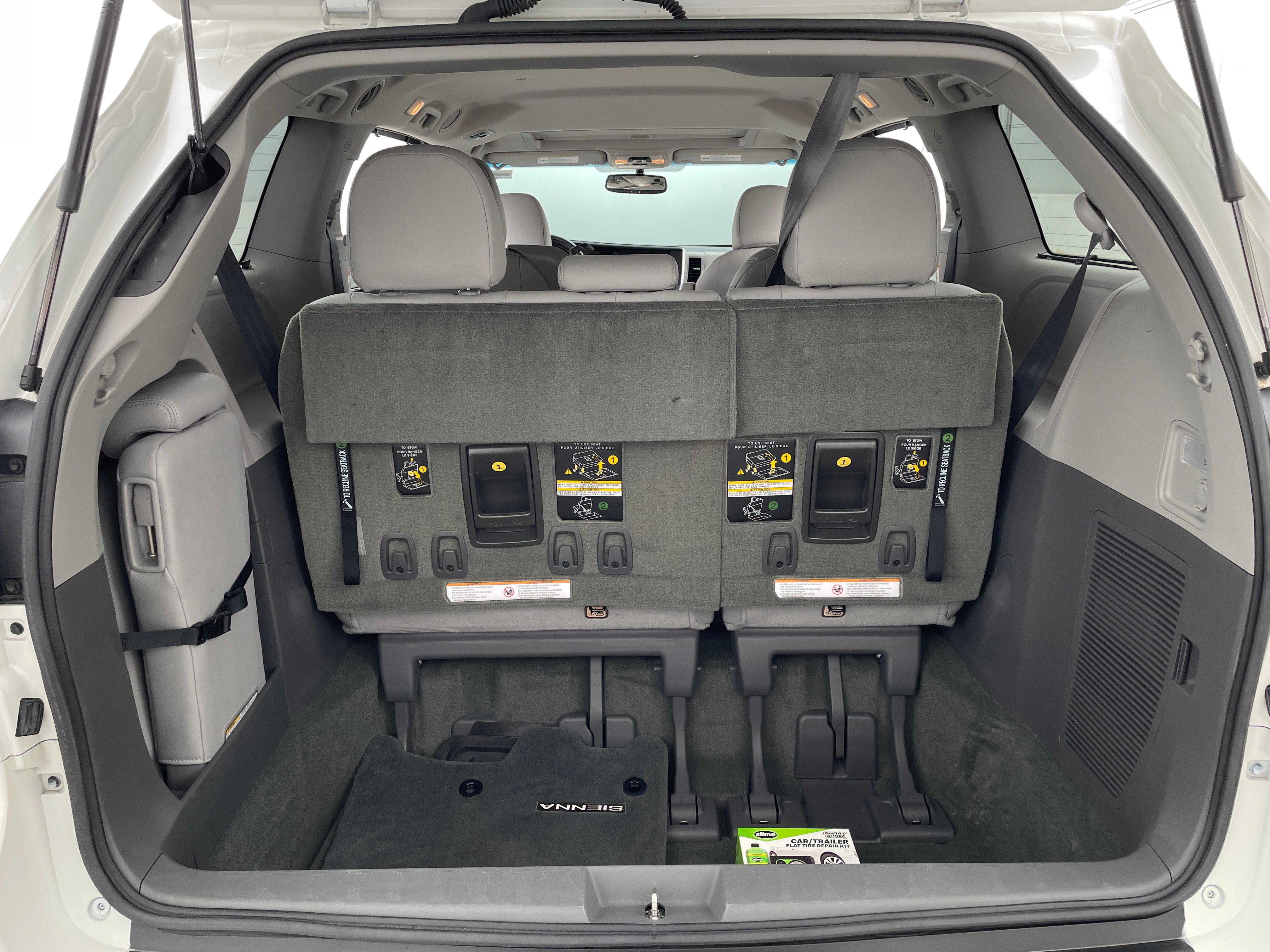 2016 Toyota Sienna XLE 6