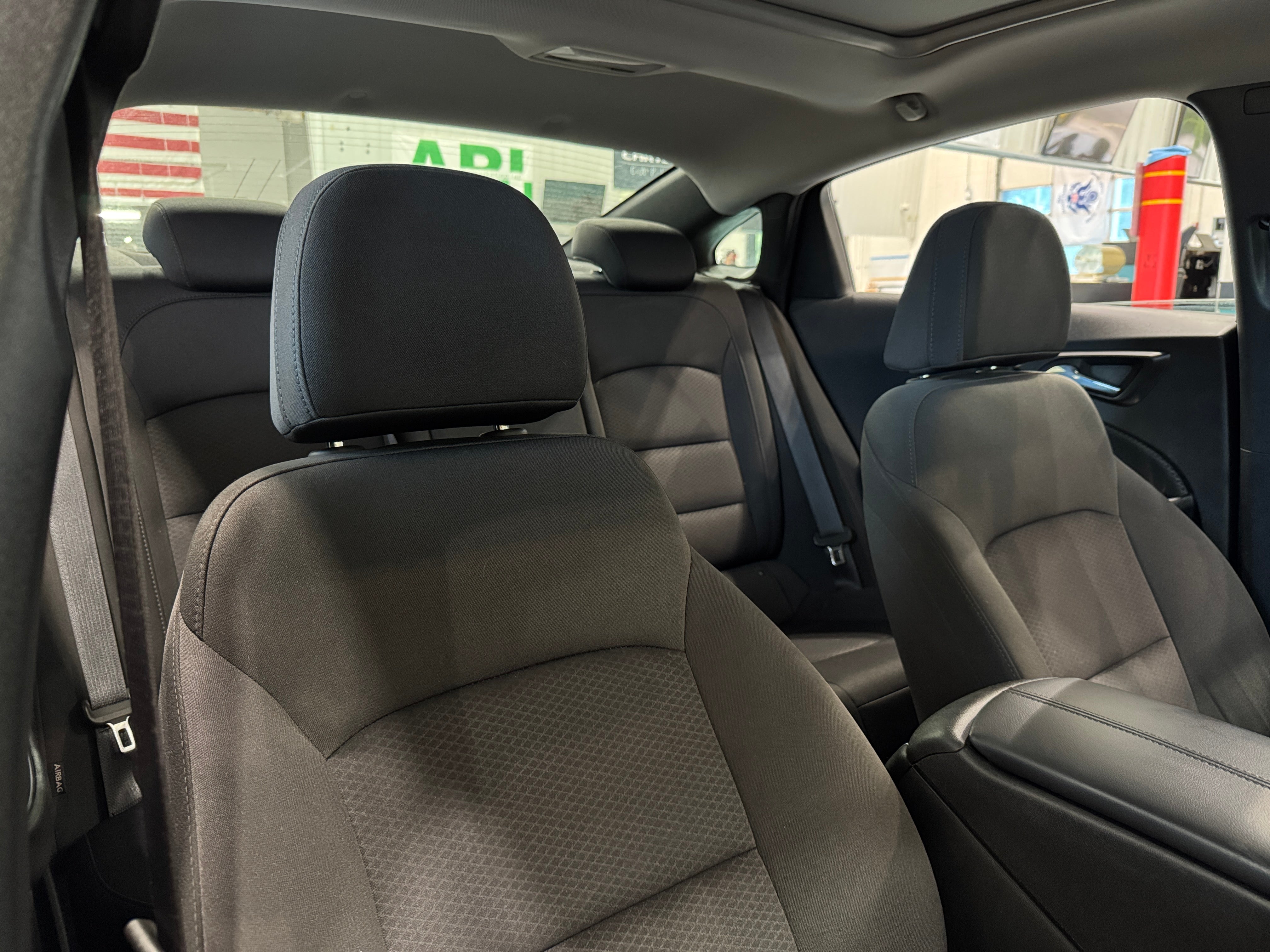 2018 Chevrolet Malibu LT 2