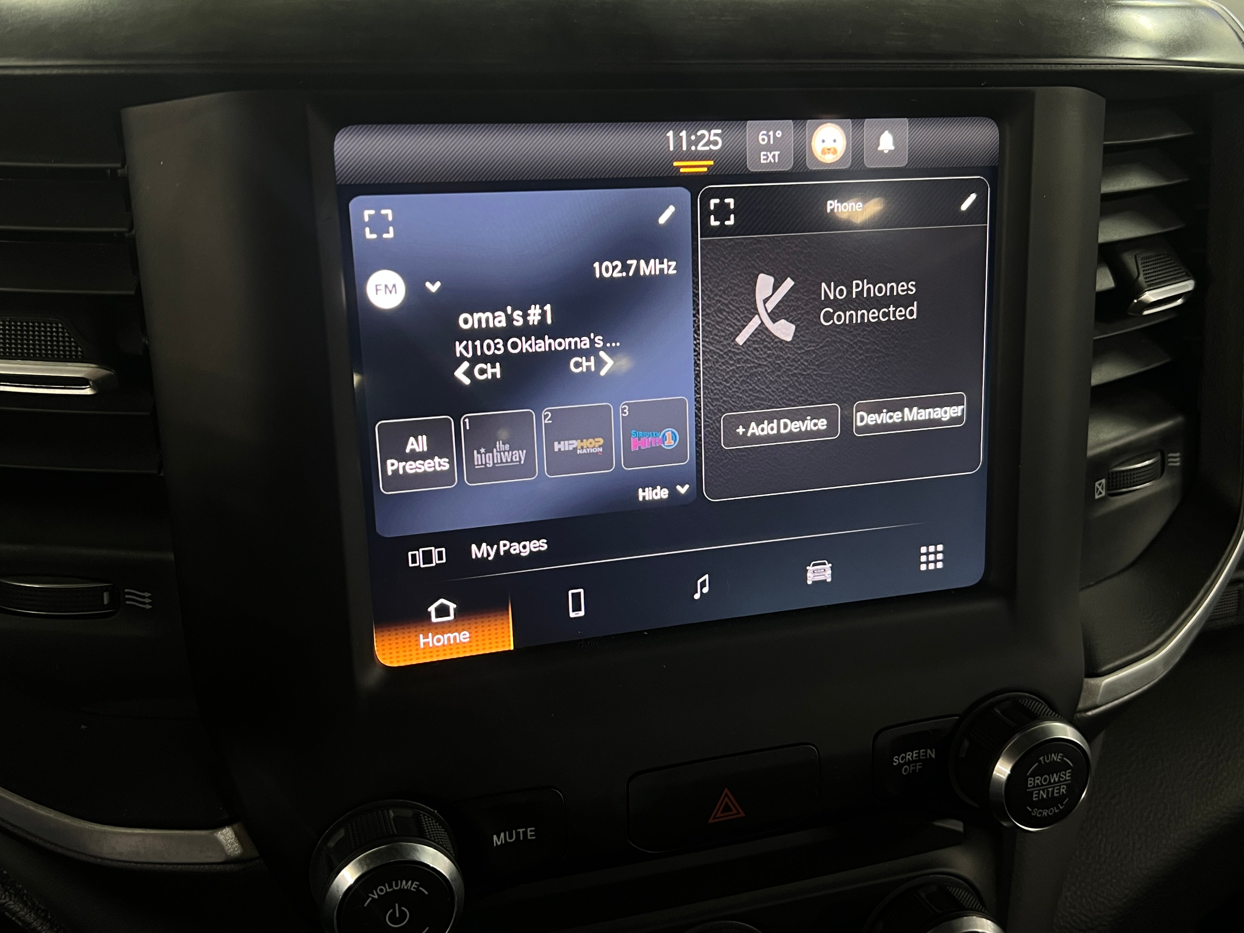 2022 RAM 1500 Big Horn 4