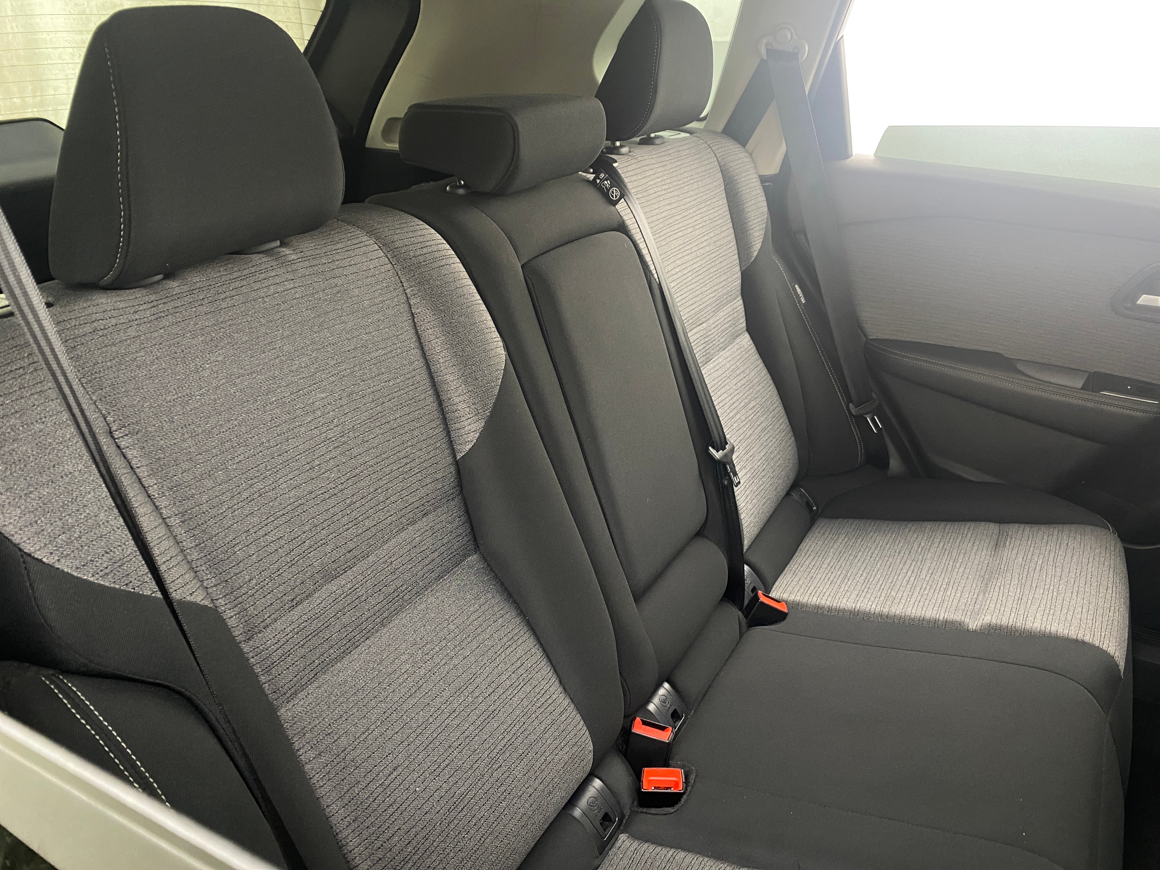 2023 Nissan Rogue SV 6
