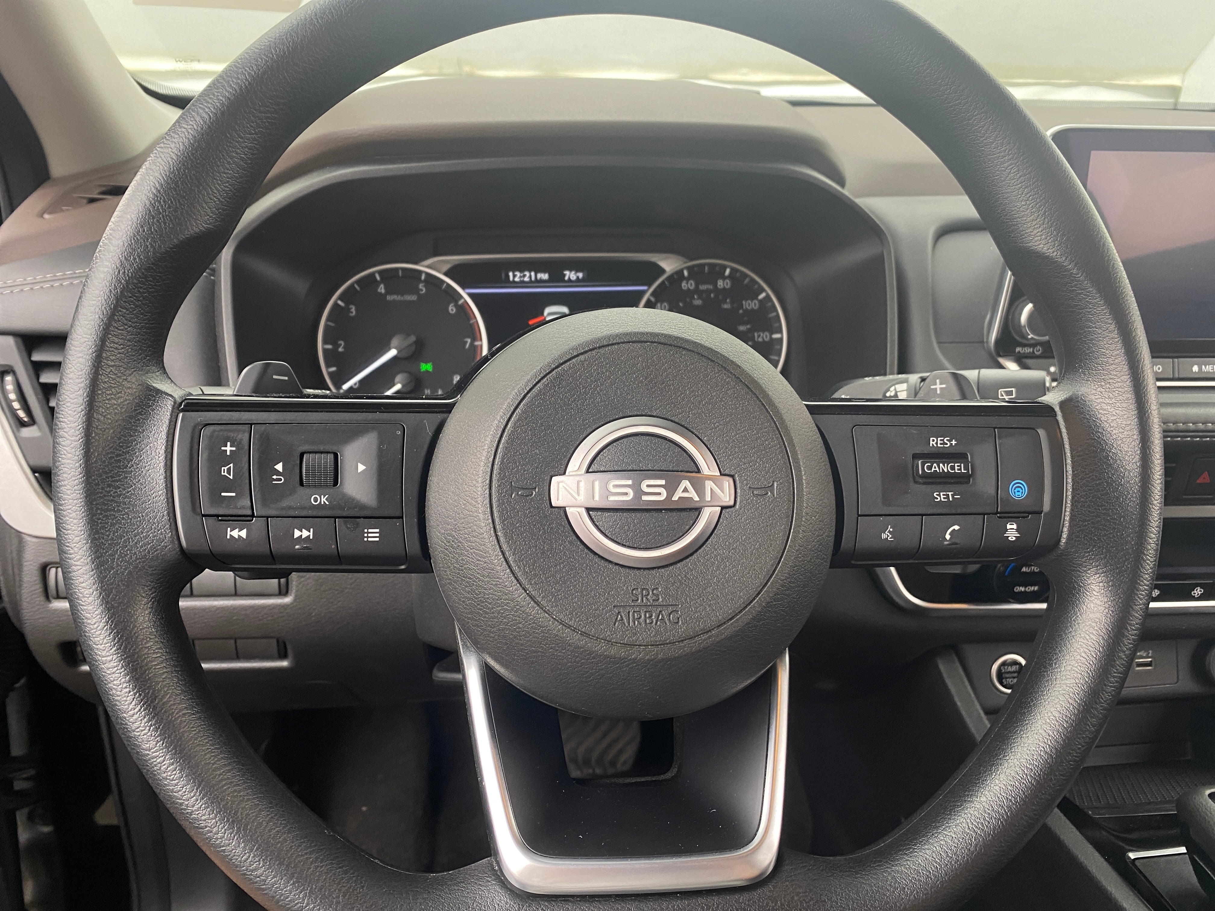 2023 Nissan Rogue SV 5