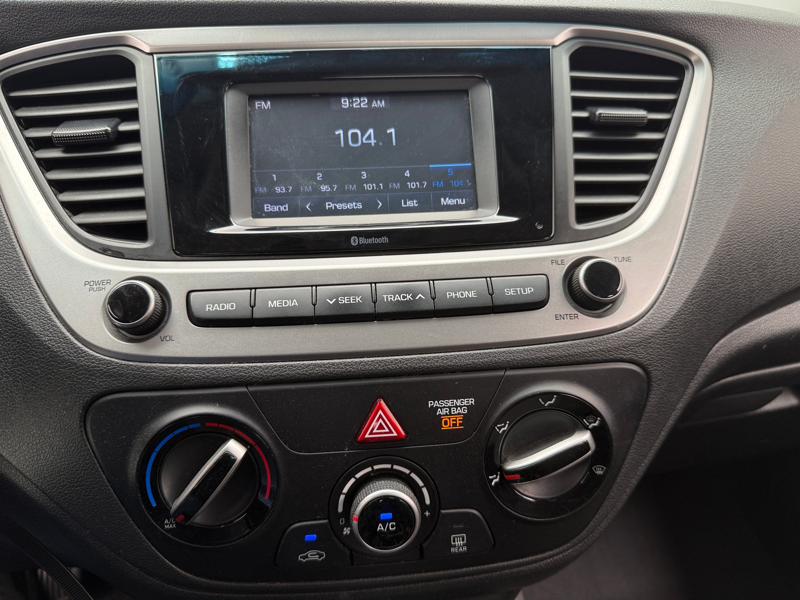Thumbnail: 2018 Hyundai Accent - 4