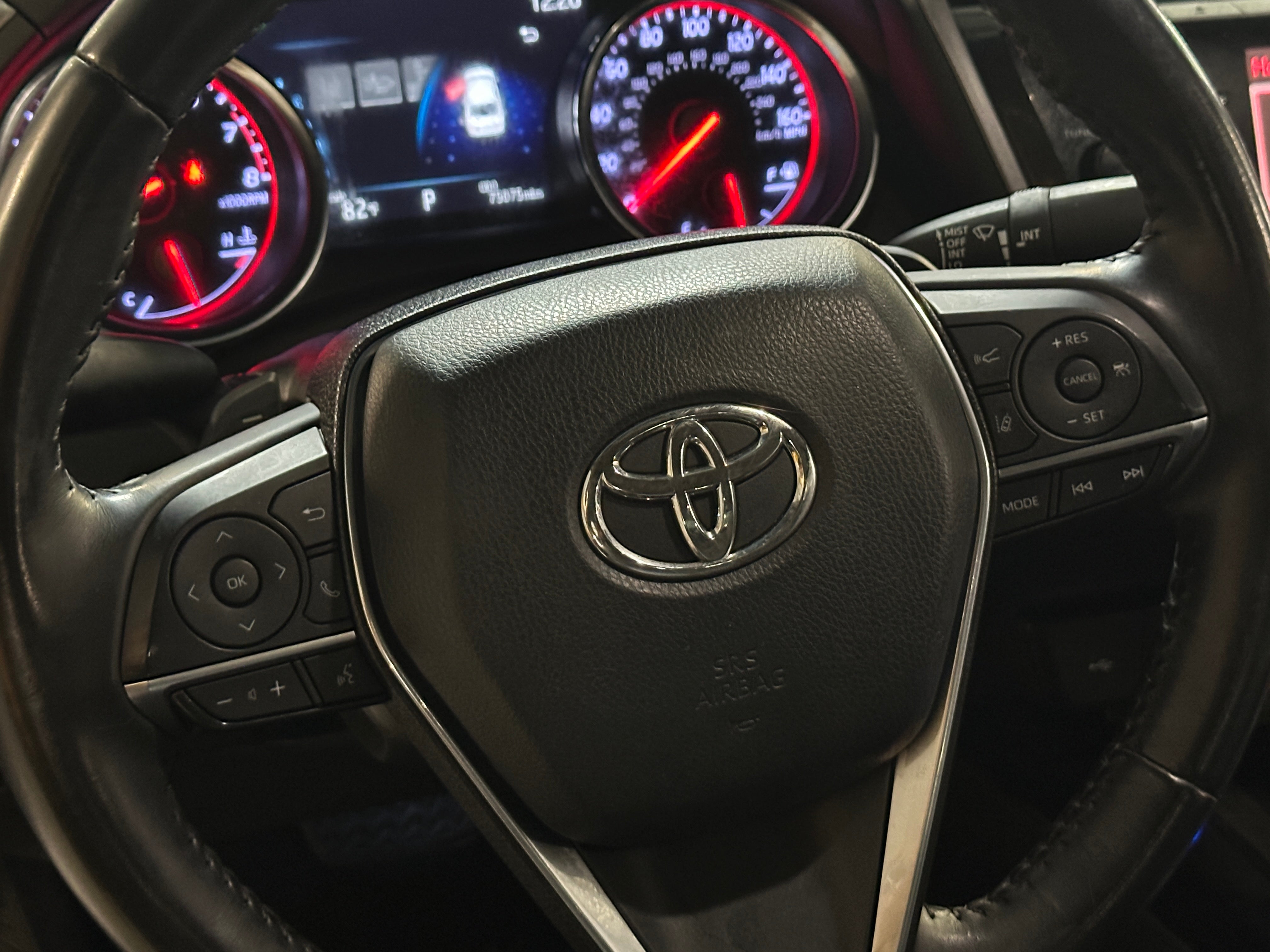 2020 Toyota Camry XSE 4