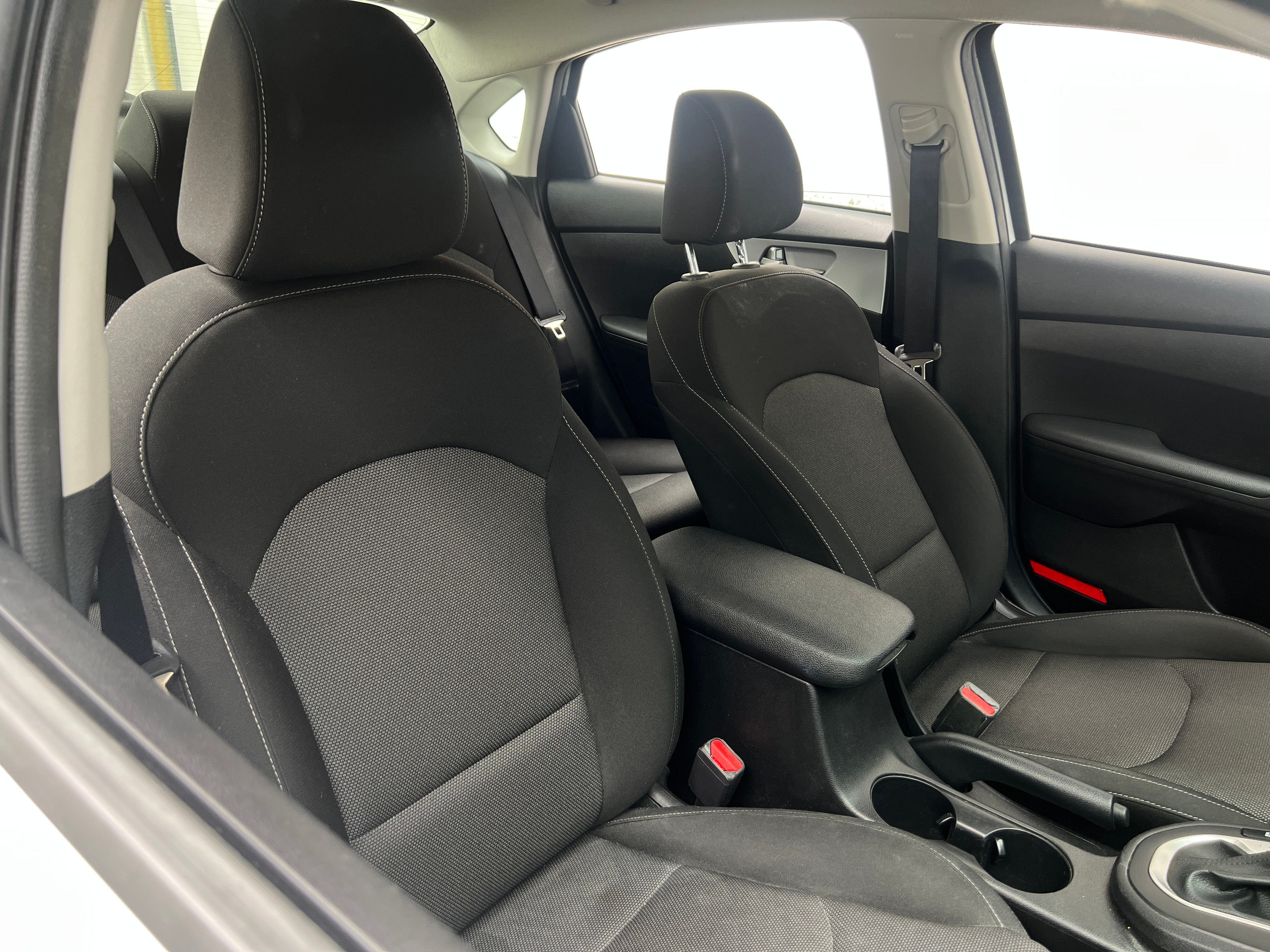 2023 Kia Forte LXS 2
