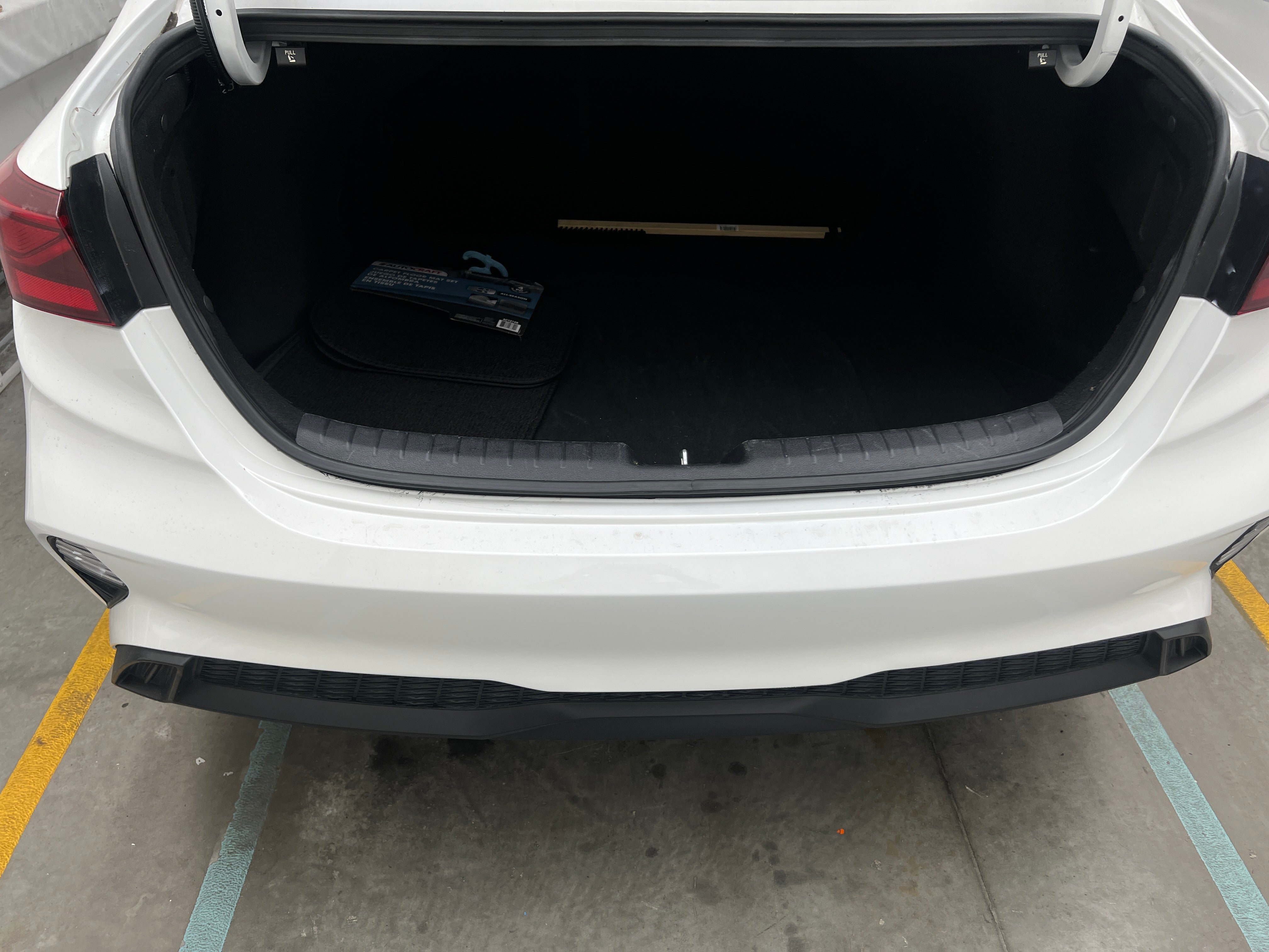 2023 Kia Forte LXS 7