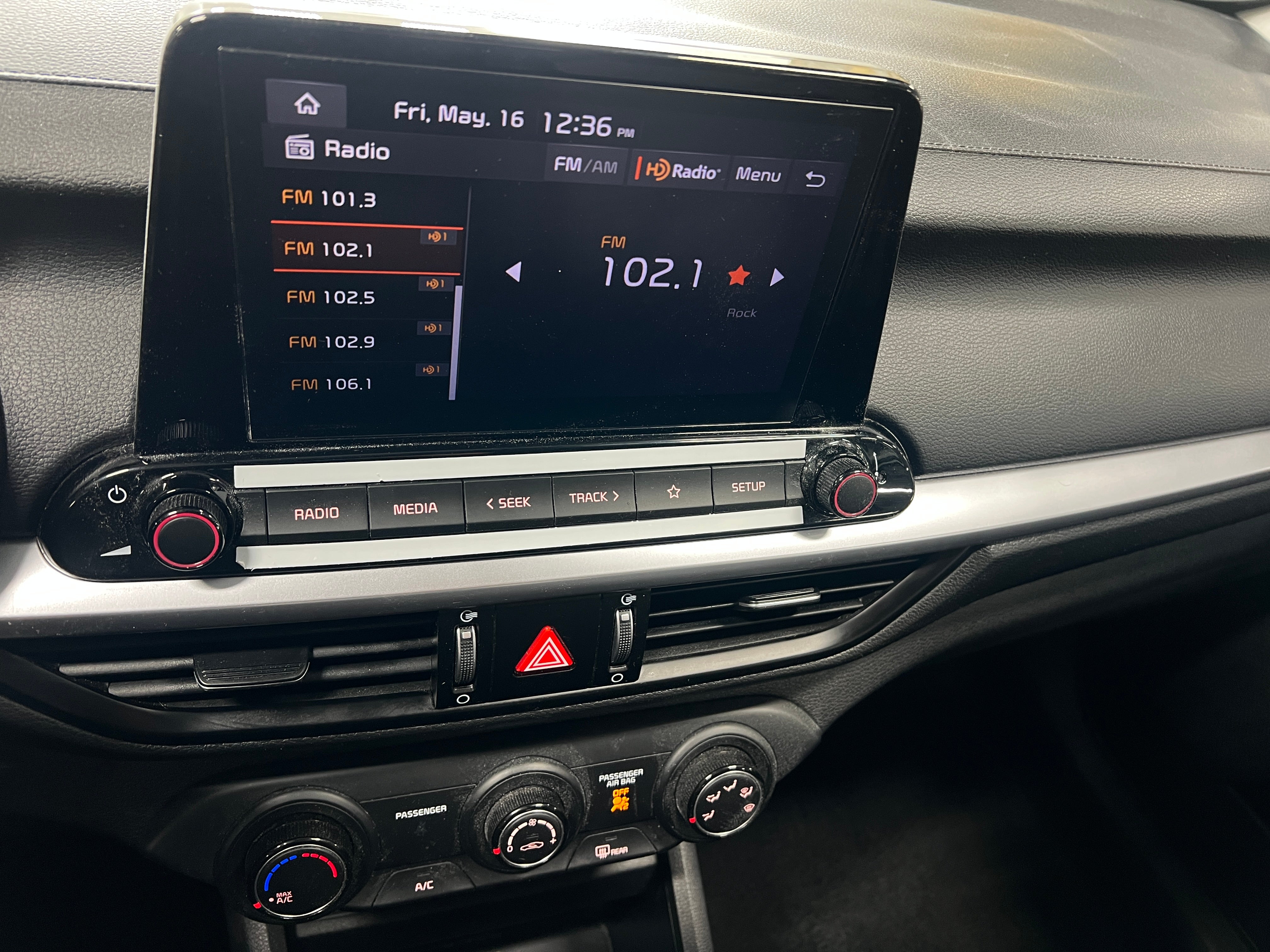 2023 Kia Forte LXS 4