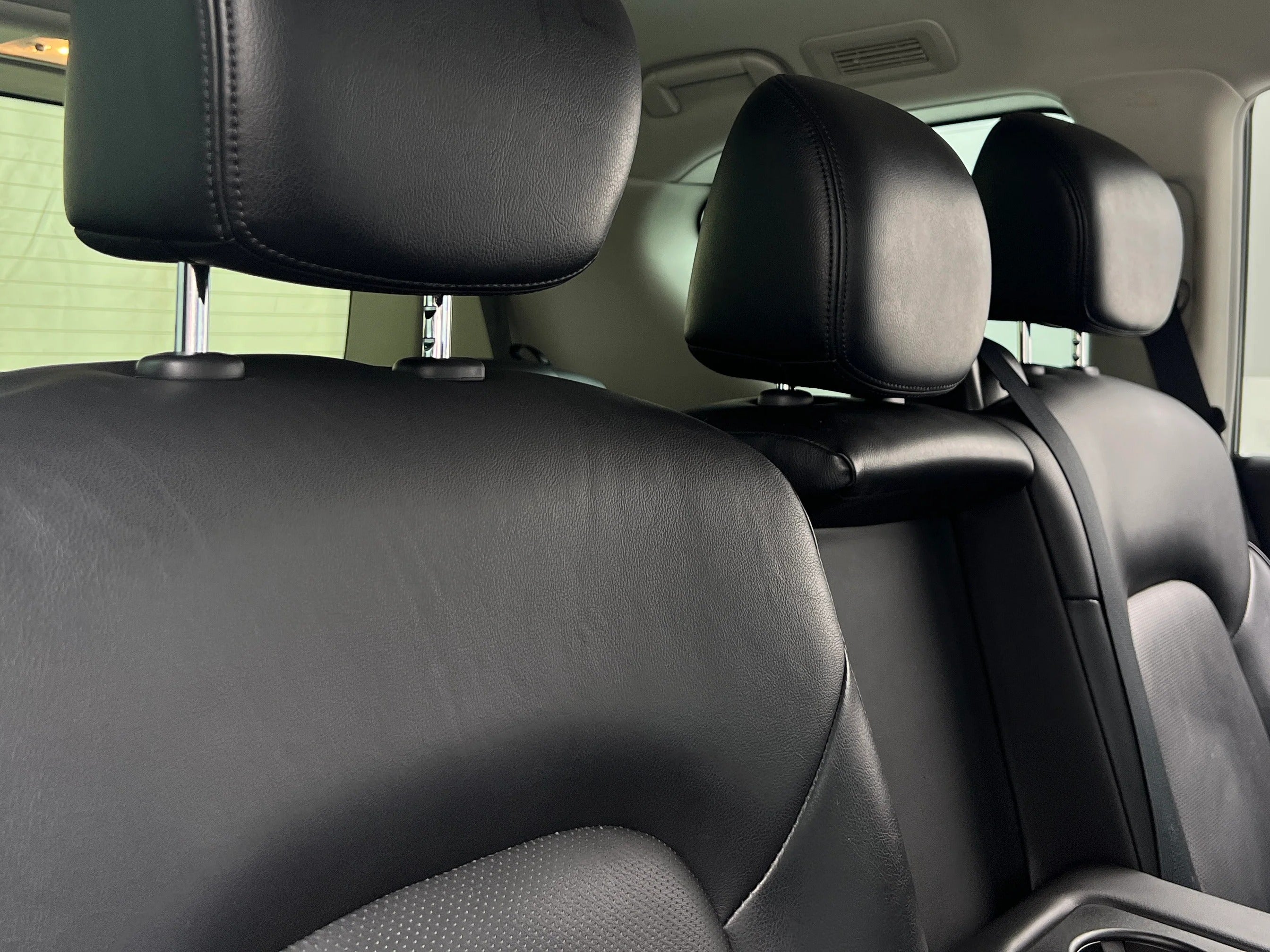 2023 Nissan Armada SL 5