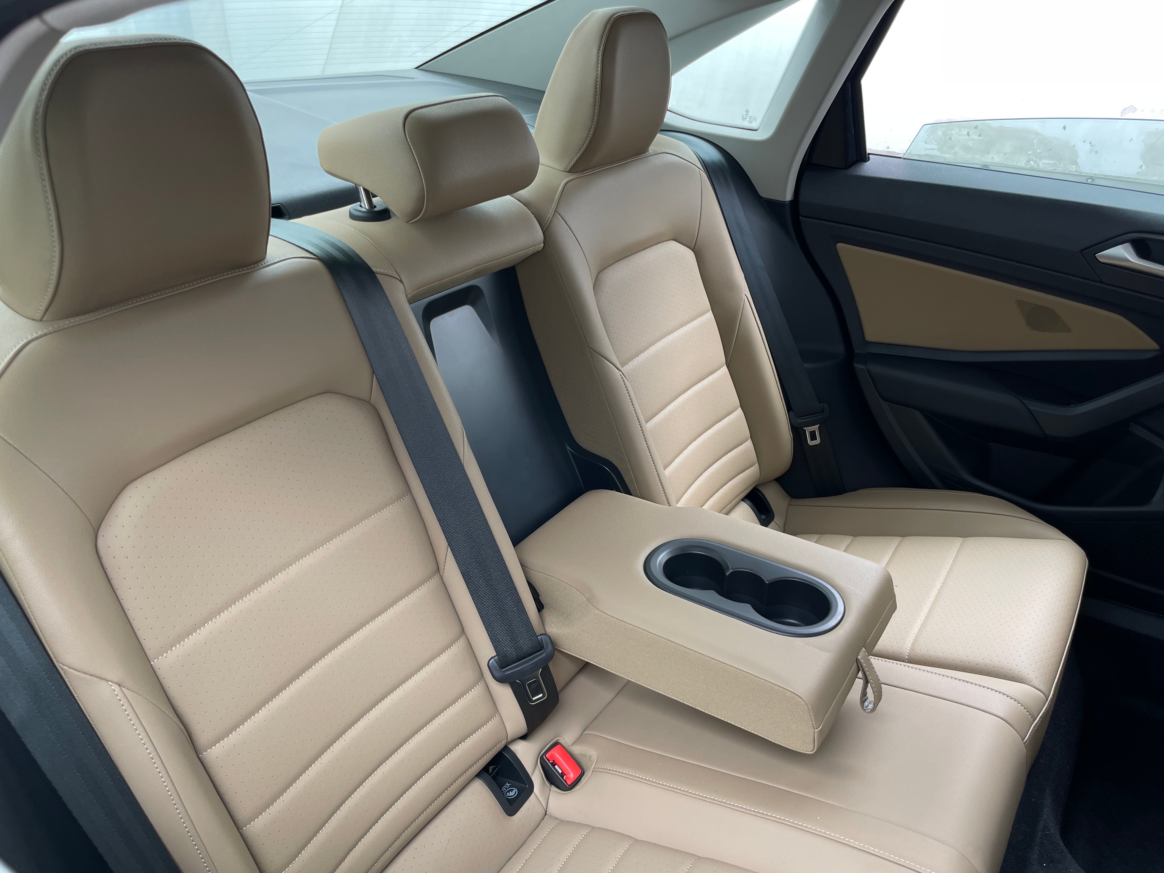 2021 Volkswagen Jetta SEL 5