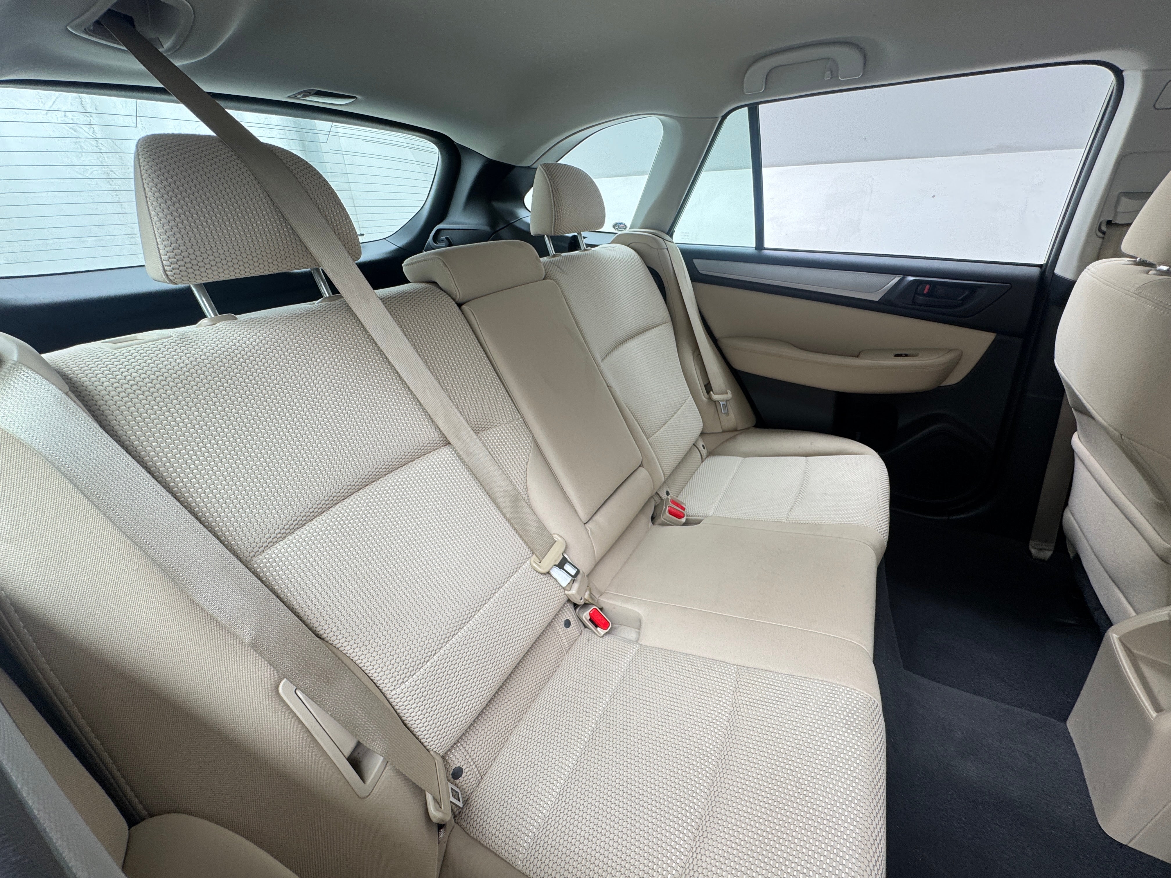 2015 Subaru Outback 2.5i 6
