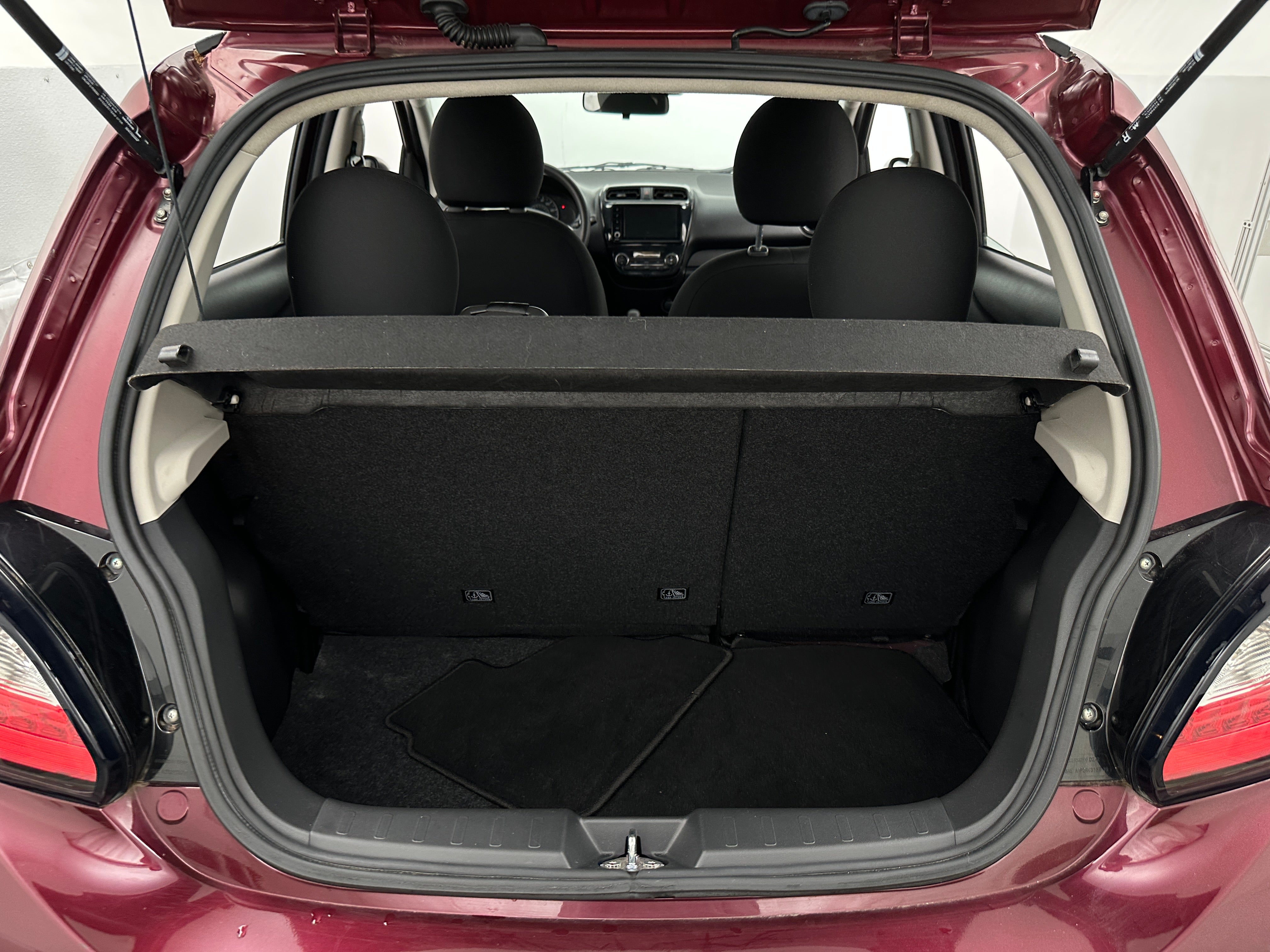 2023 Mitsubishi Mirage ES 7