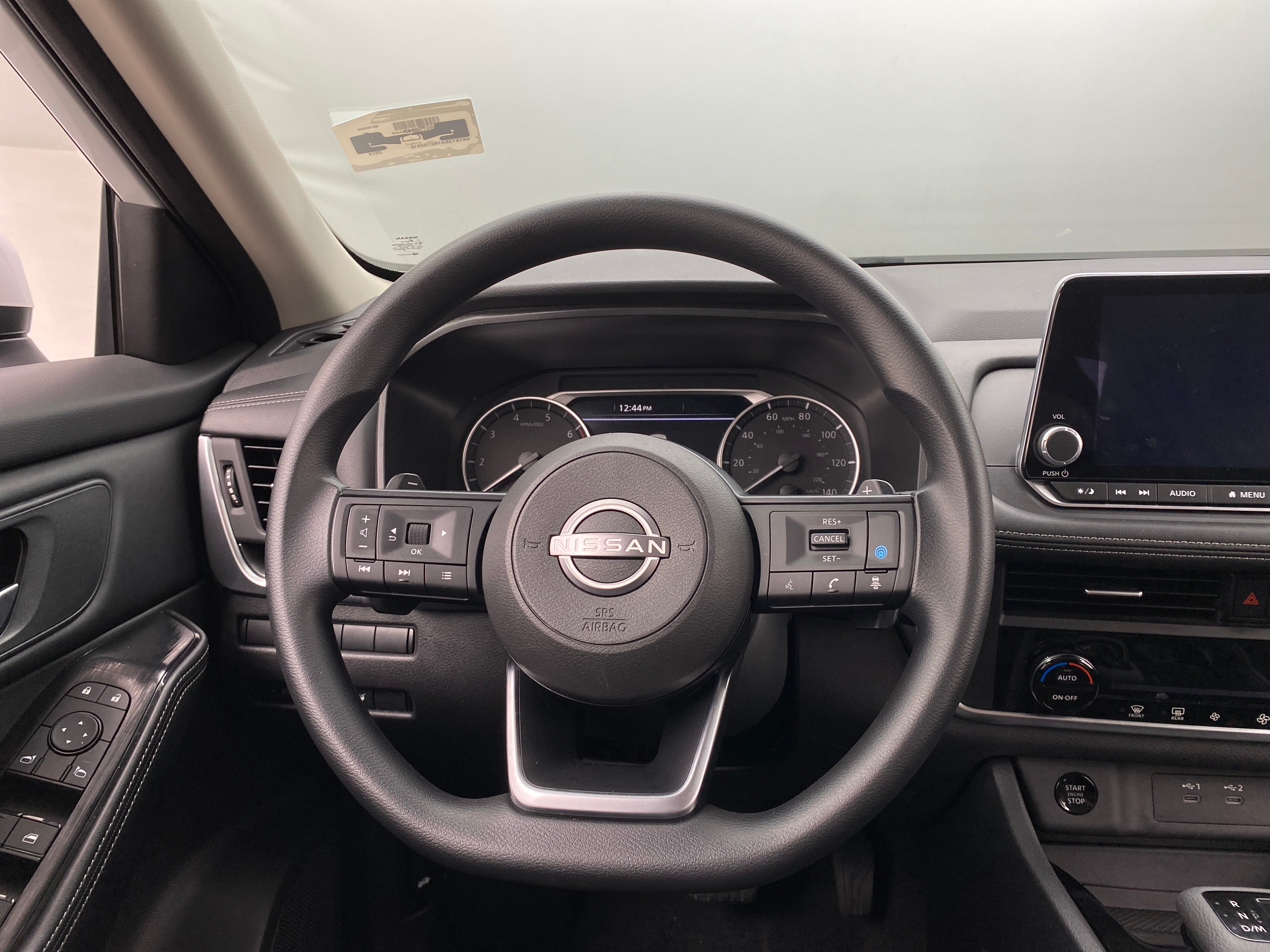 2024 Nissan Rogue SV 5