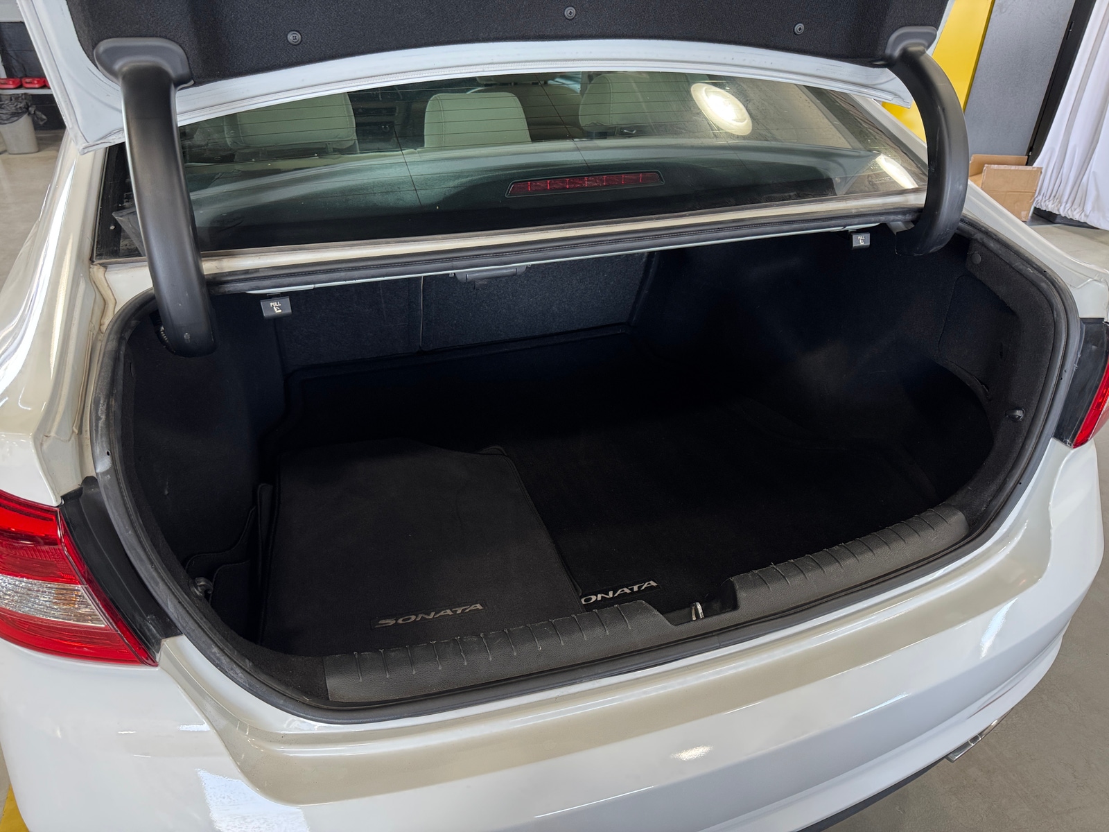 Thumbnail: 2015 Hyundai Sonata - 7