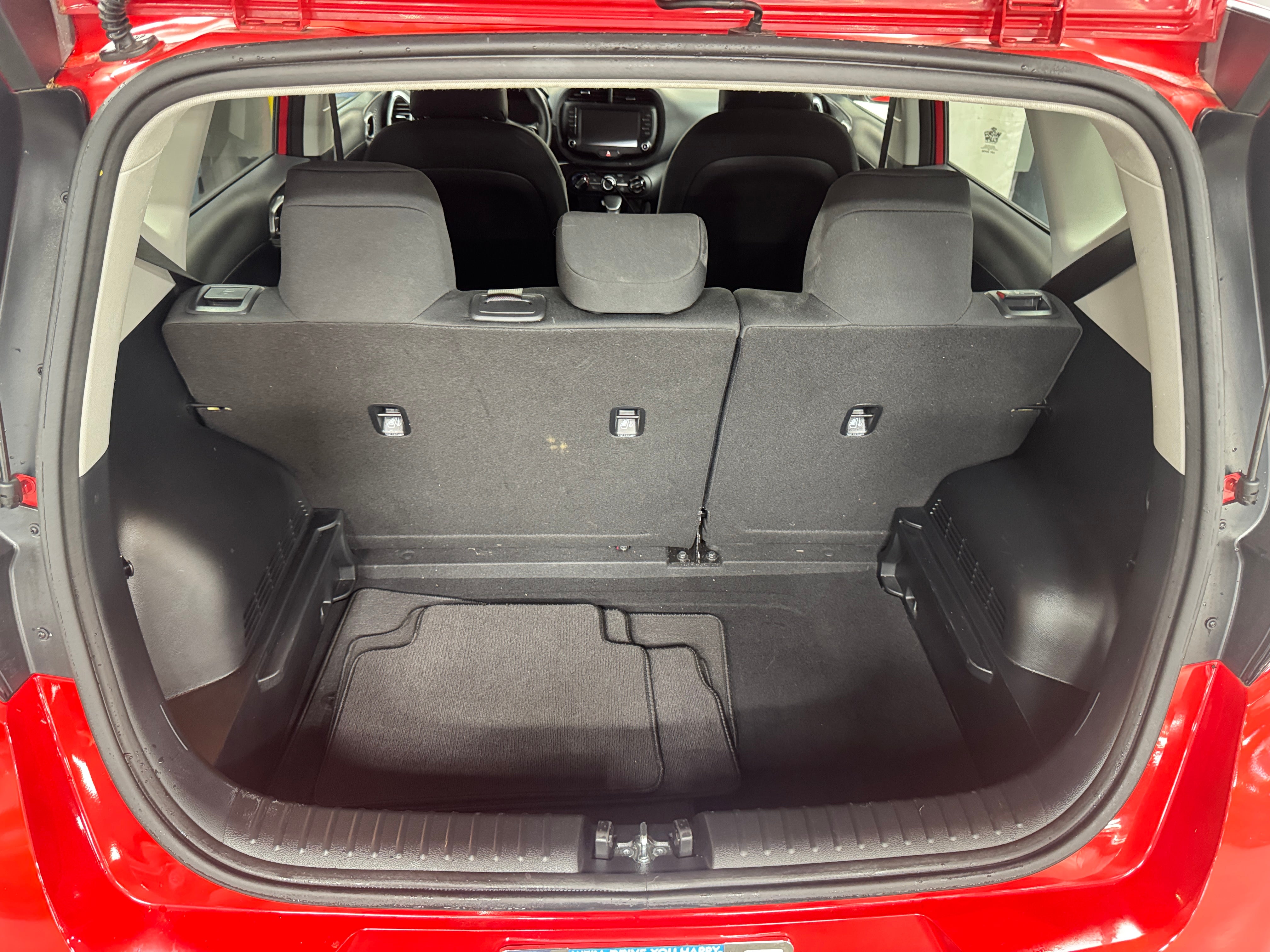 2023 Kia Soul LX 7