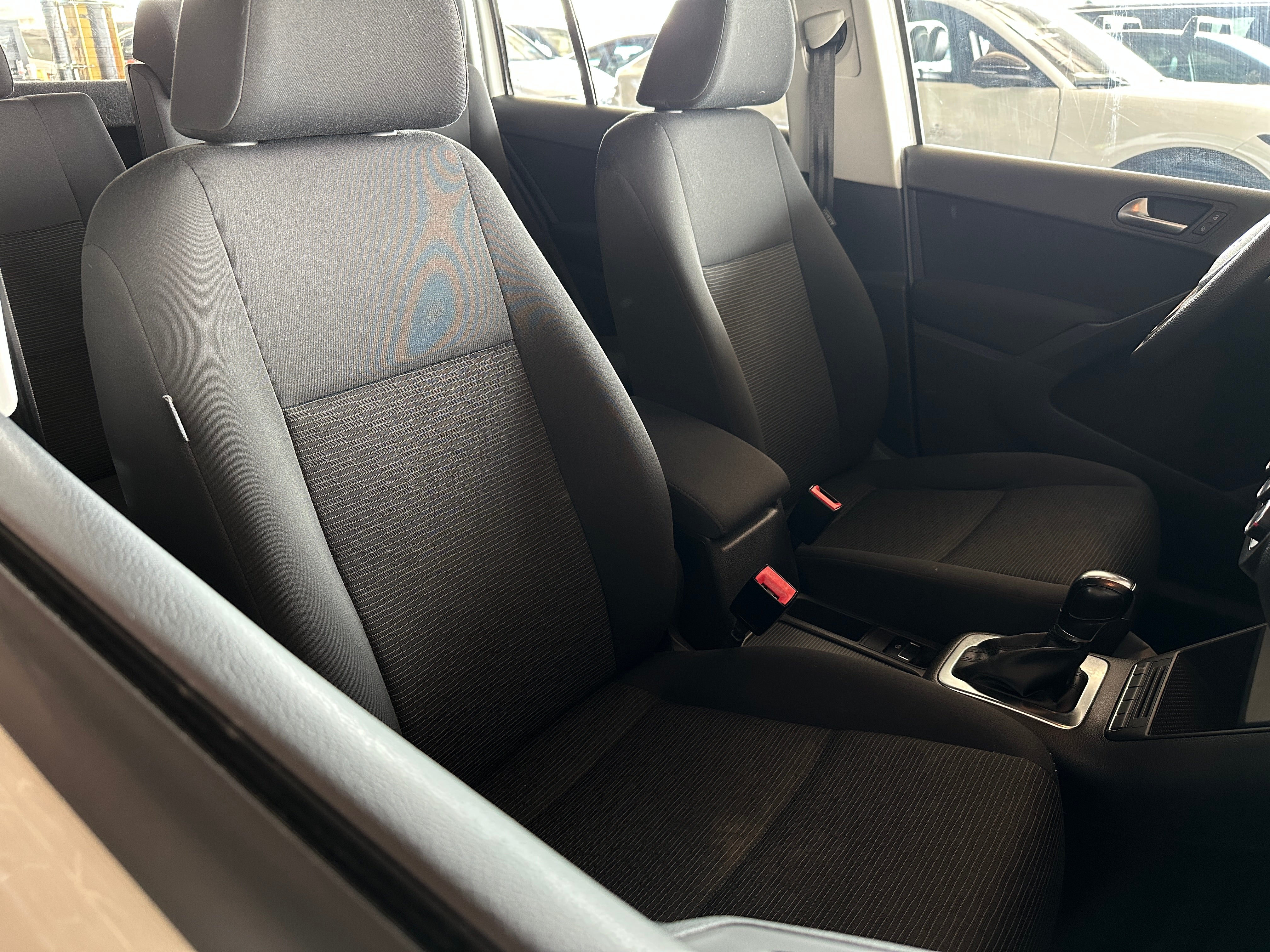 2012 Volkswagen Tiguan 2.0T 2