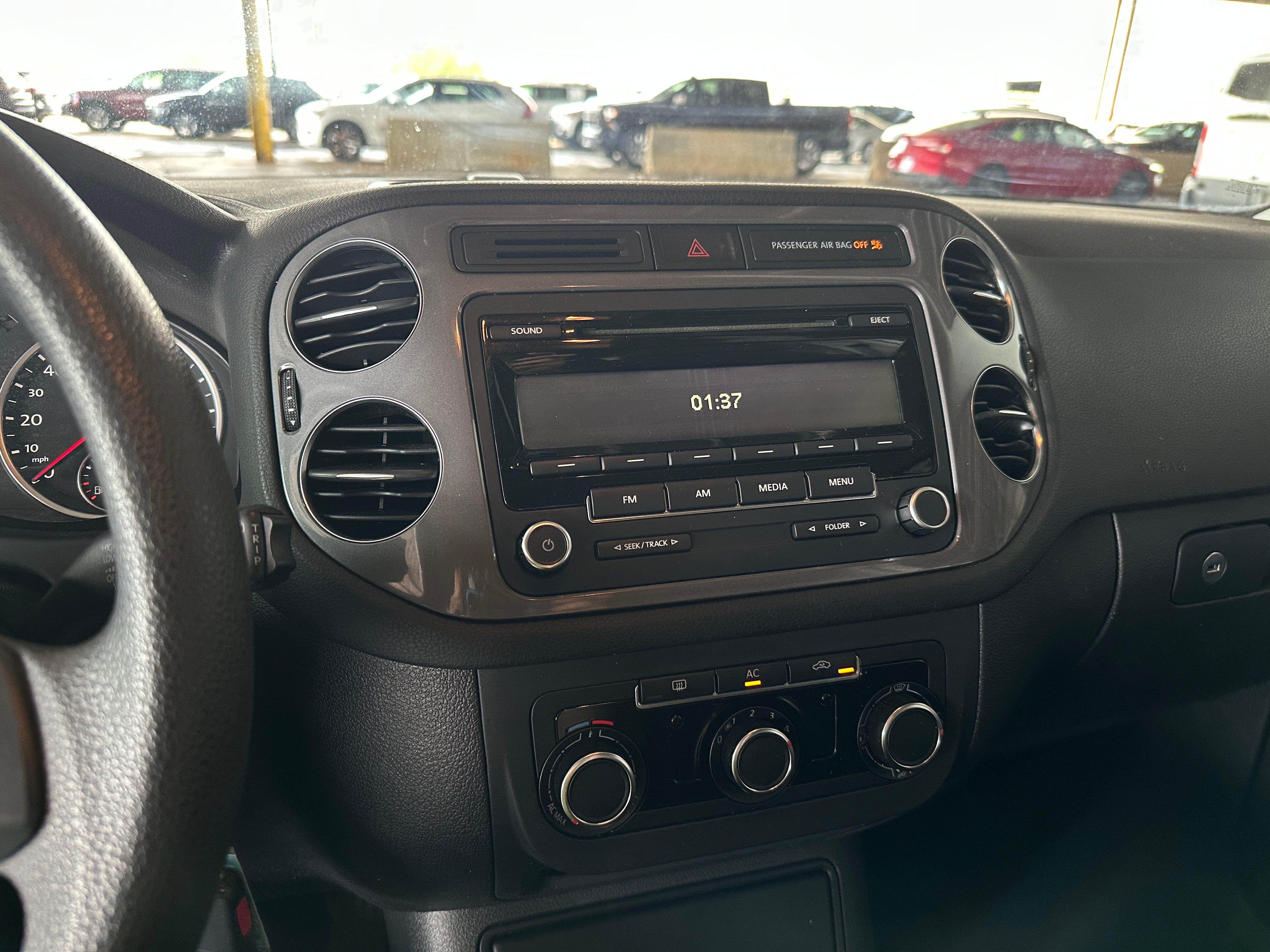2012 Volkswagen Tiguan 2.0T 4