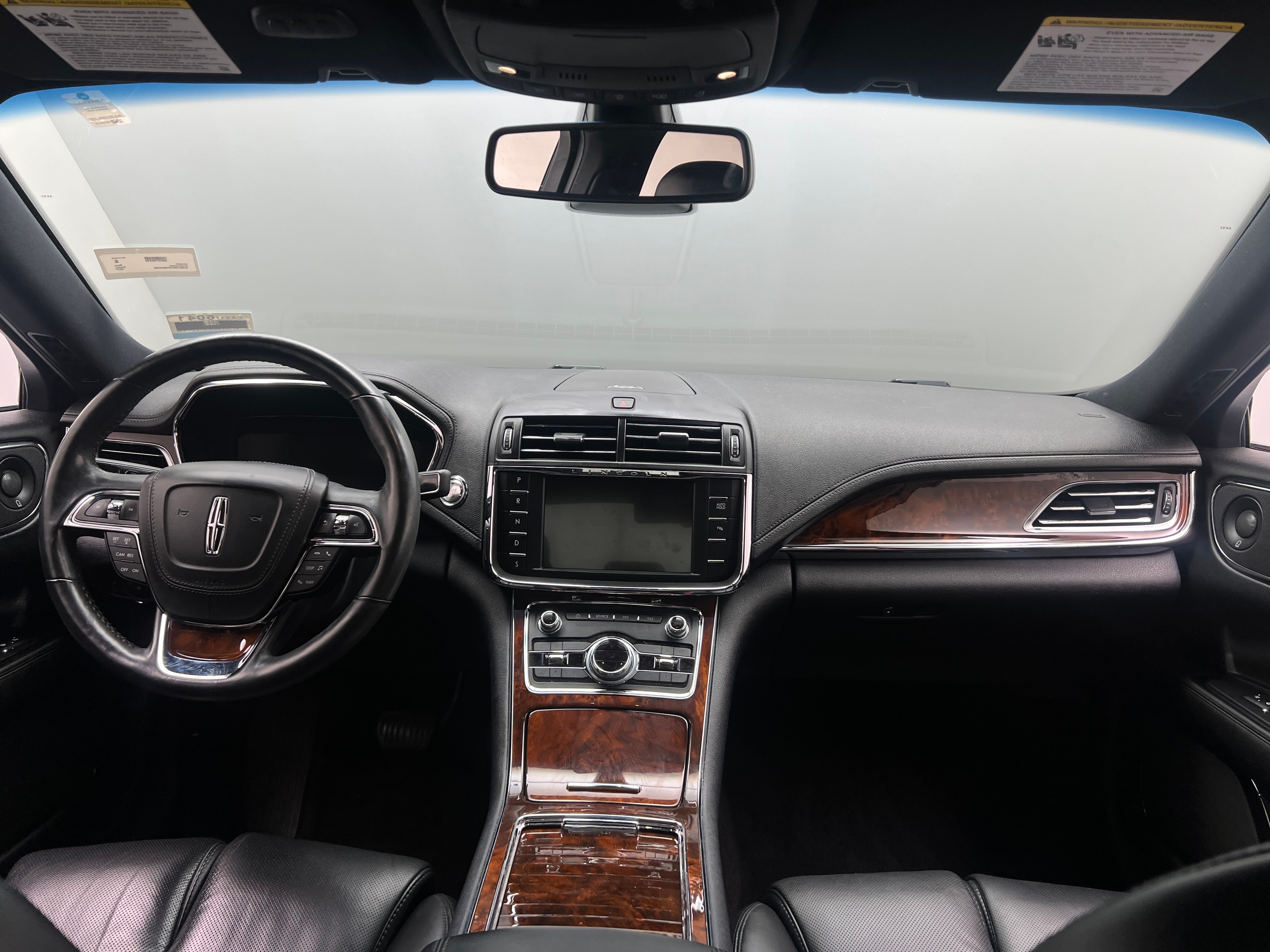 2017 Lincoln Continental Reserve 2