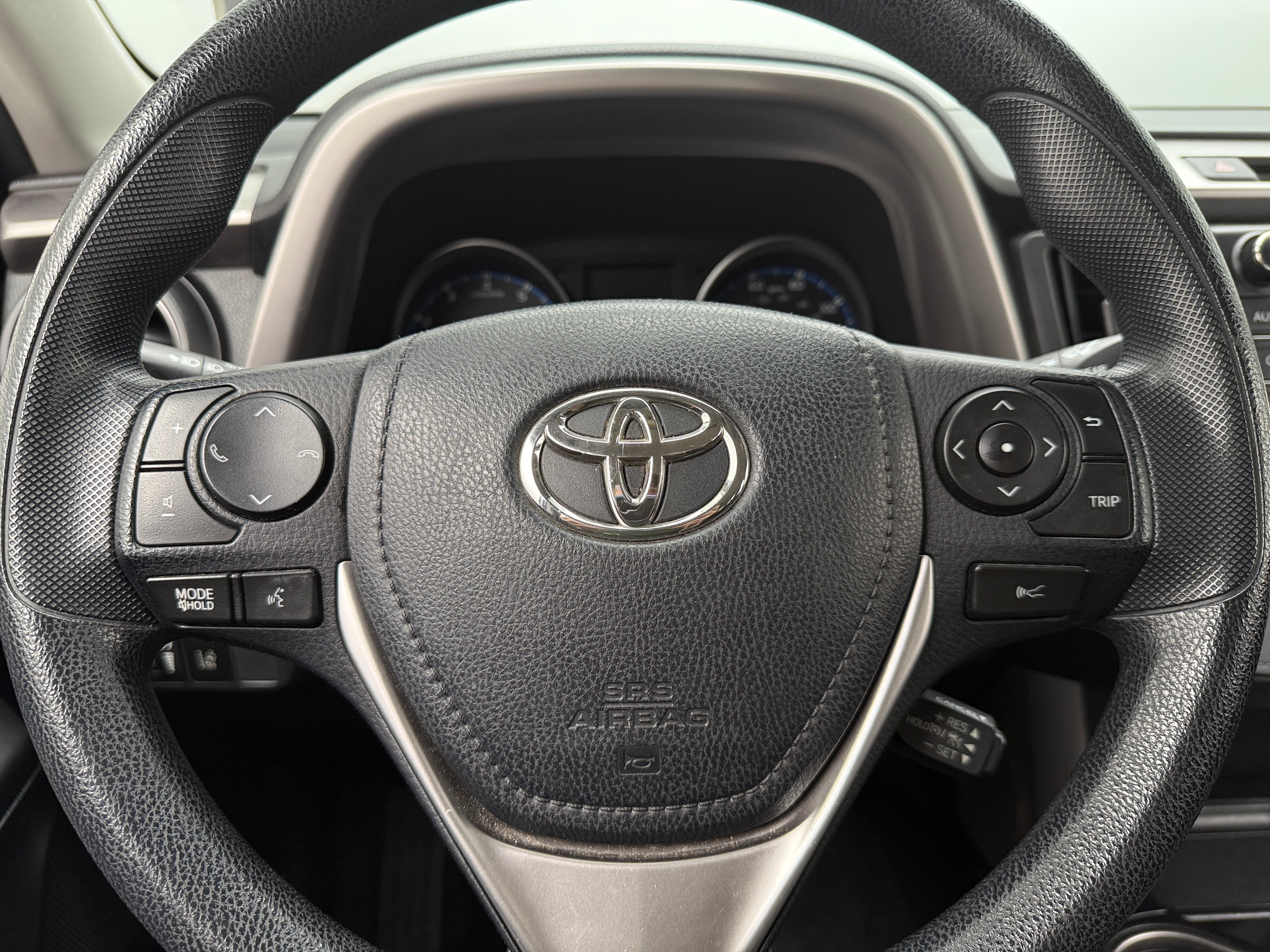 2018 Toyota RAV4 LE 5