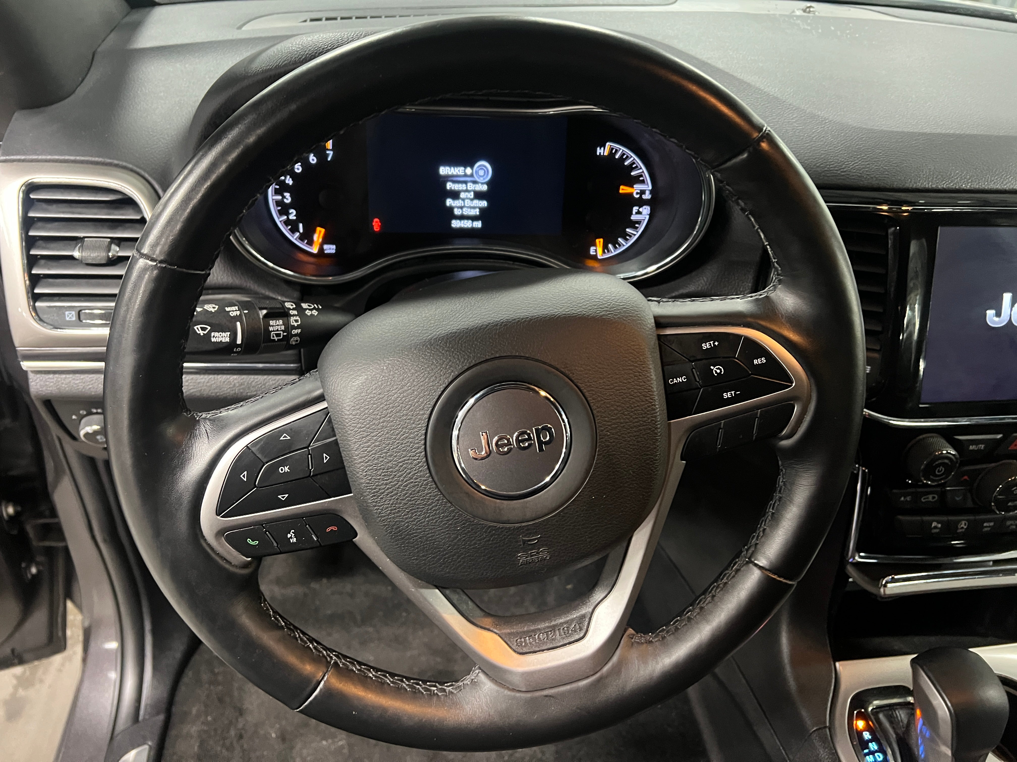 2021 Jeep Grand Cherokee Limited Edition 4