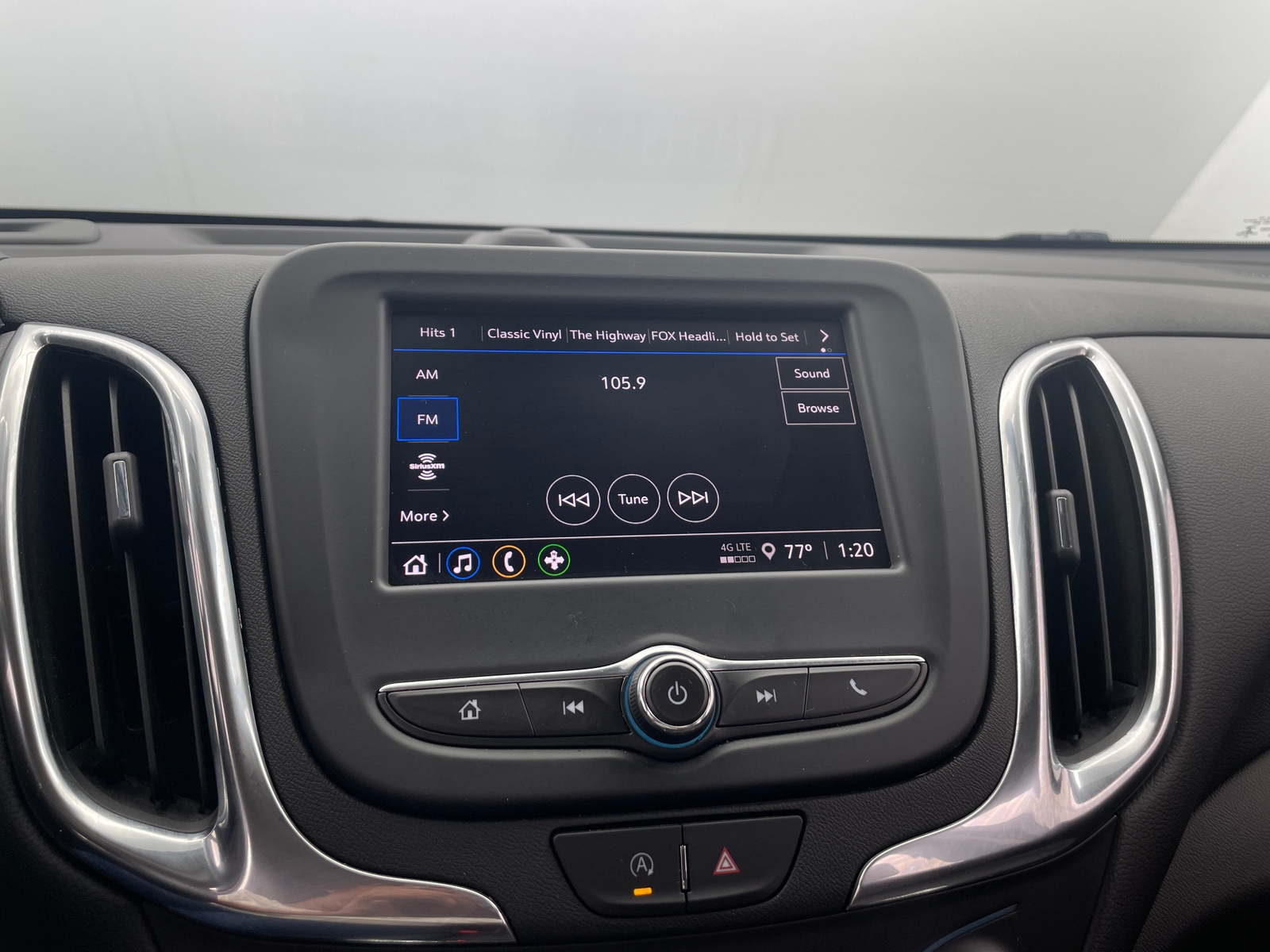 Thumbnail: 2023 Chevrolet Equinox - 4