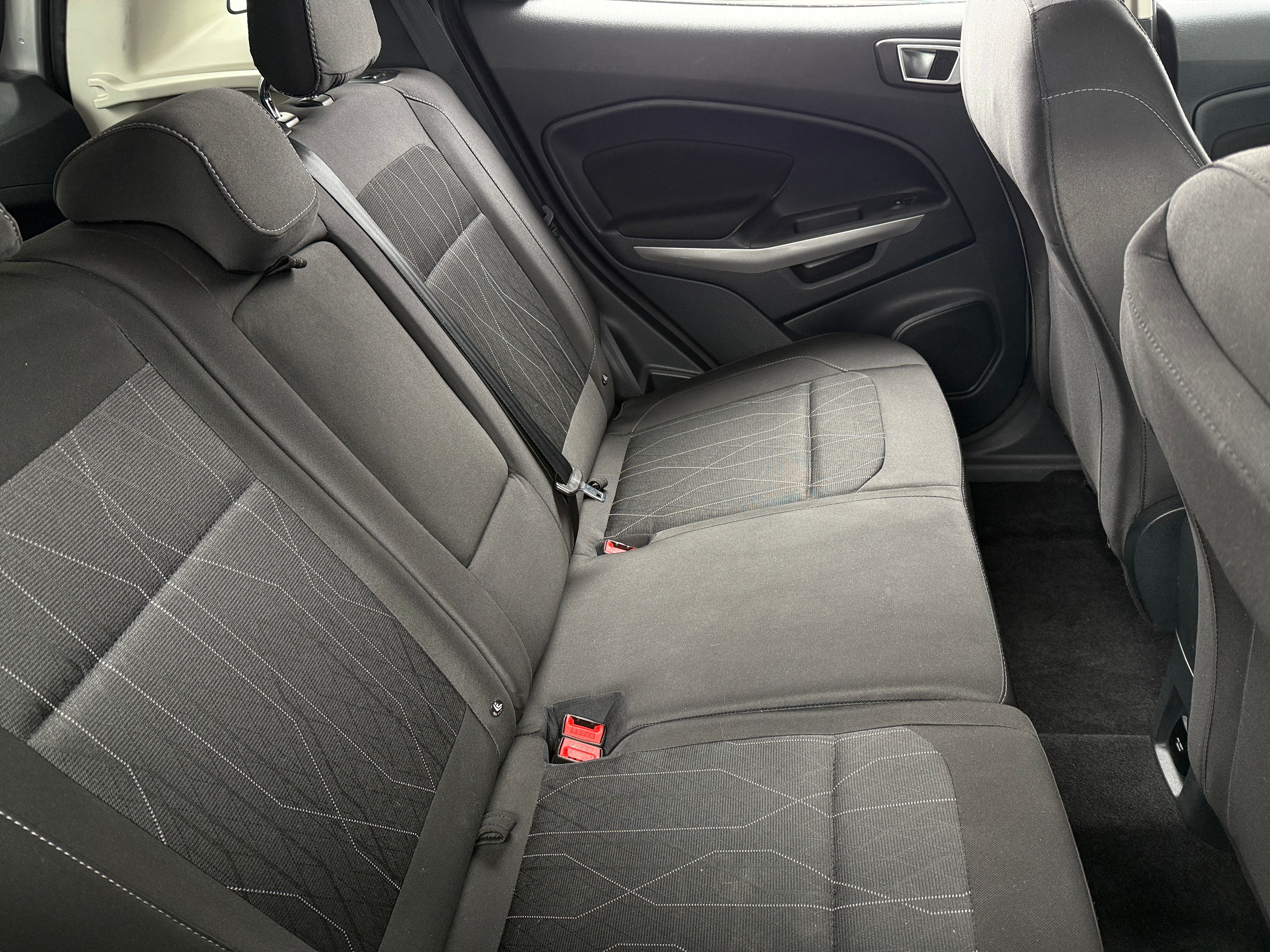 2018 Ford EcoSport SE 6