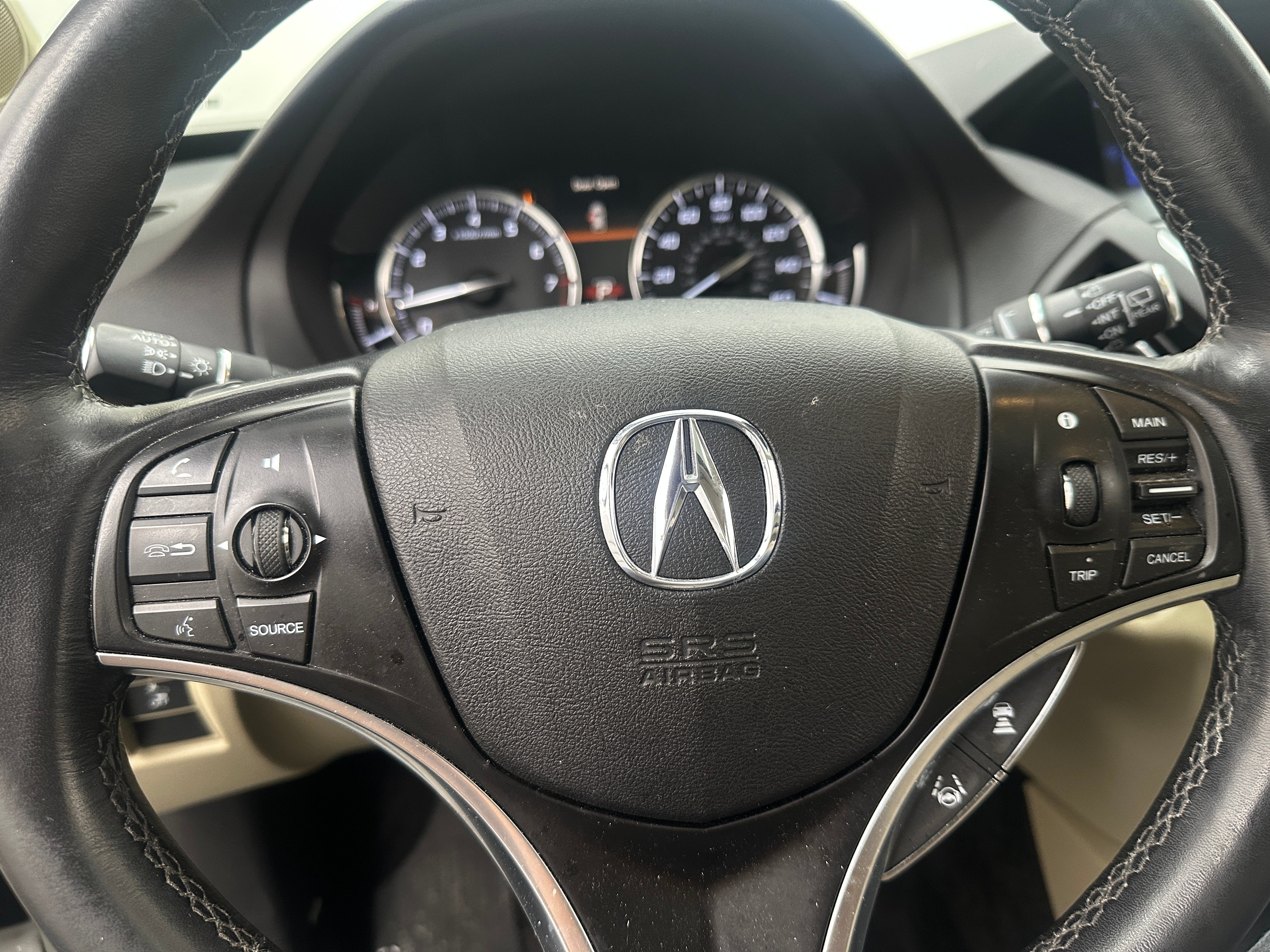 2017 Acura MDX Base 4