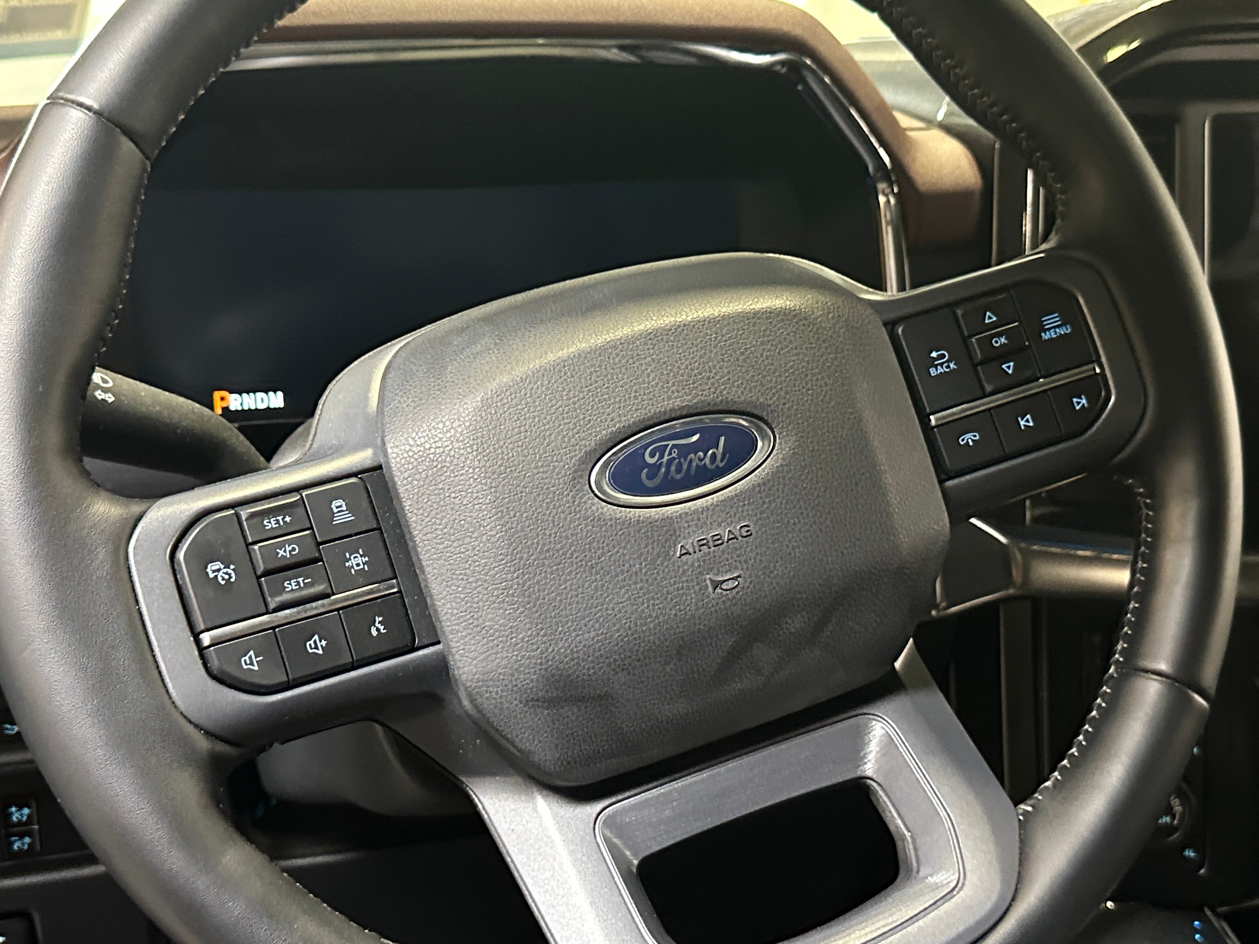 2023 Ford Econoline E-150 4