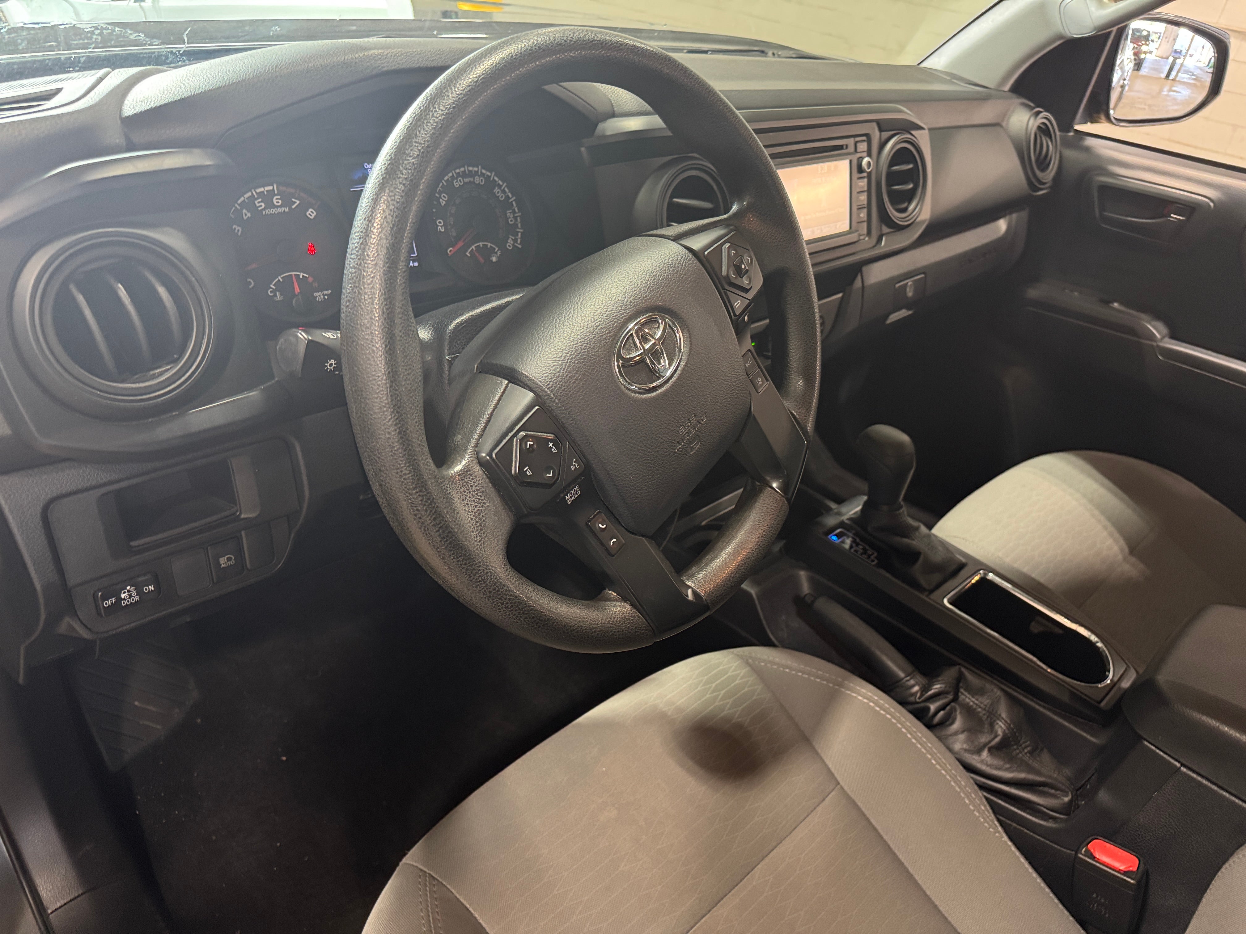 2019 Toyota Tacoma SR5 3