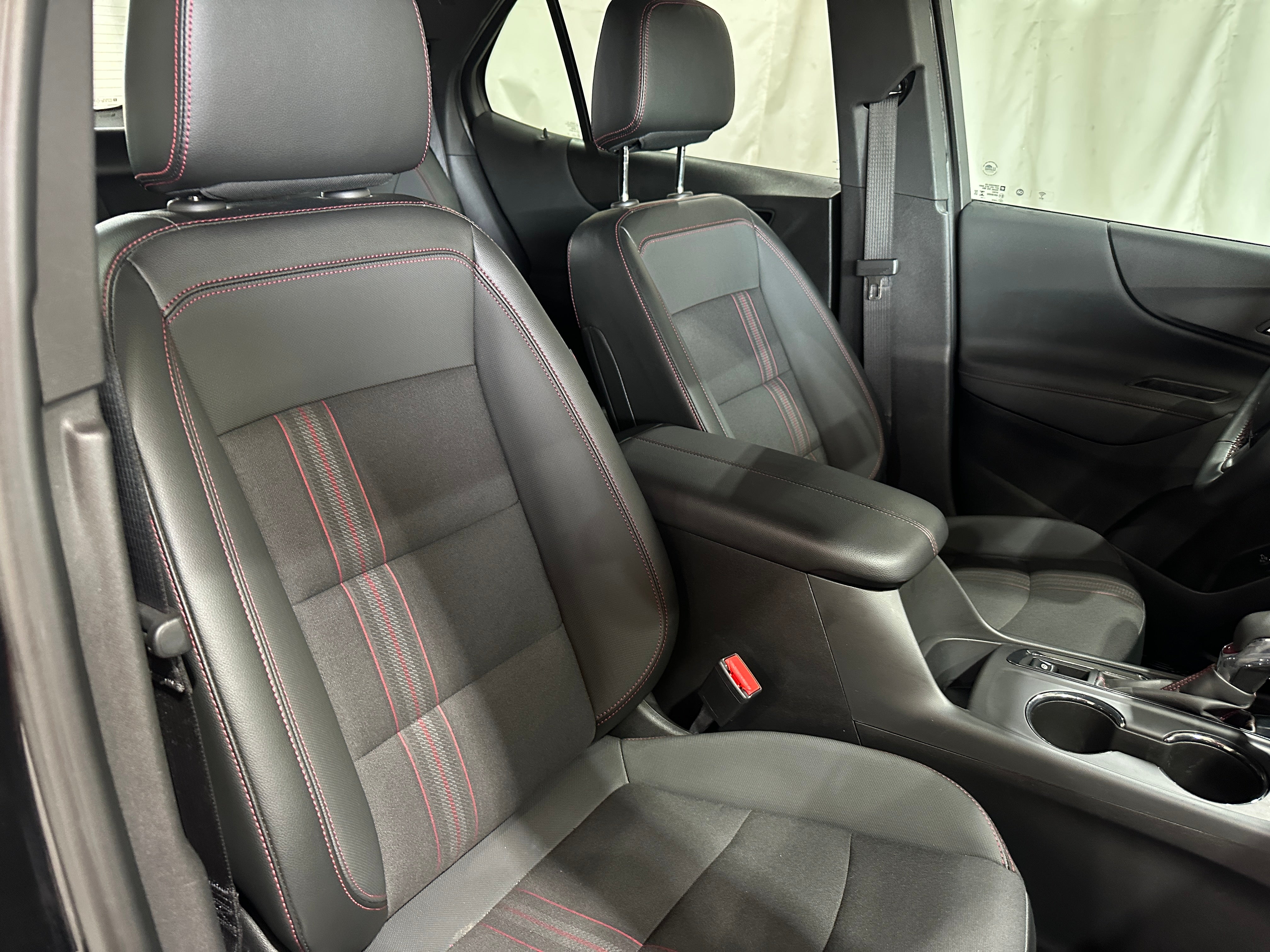 2023 Chevrolet Equinox RS 2