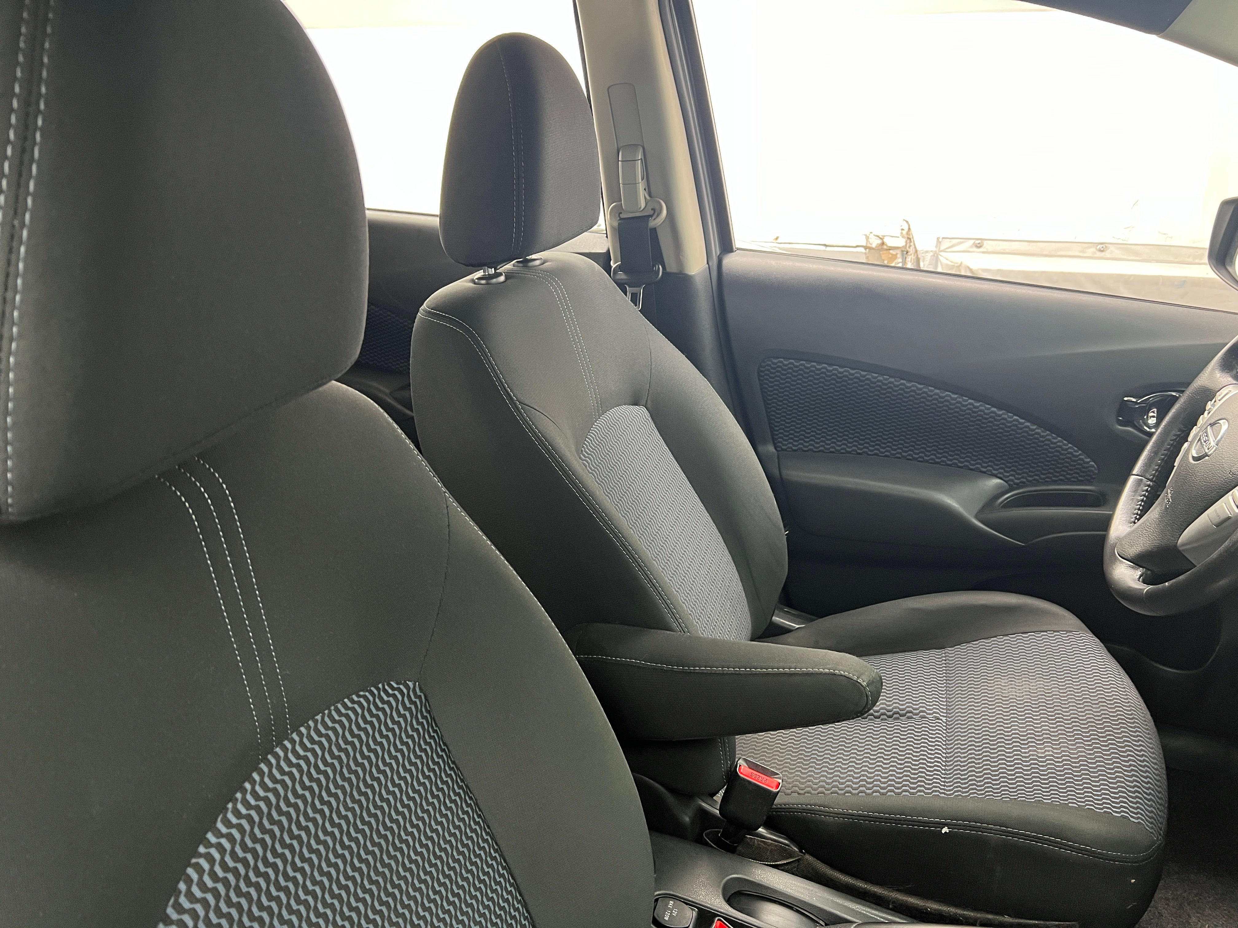 2019 Nissan Versa Note SV 2