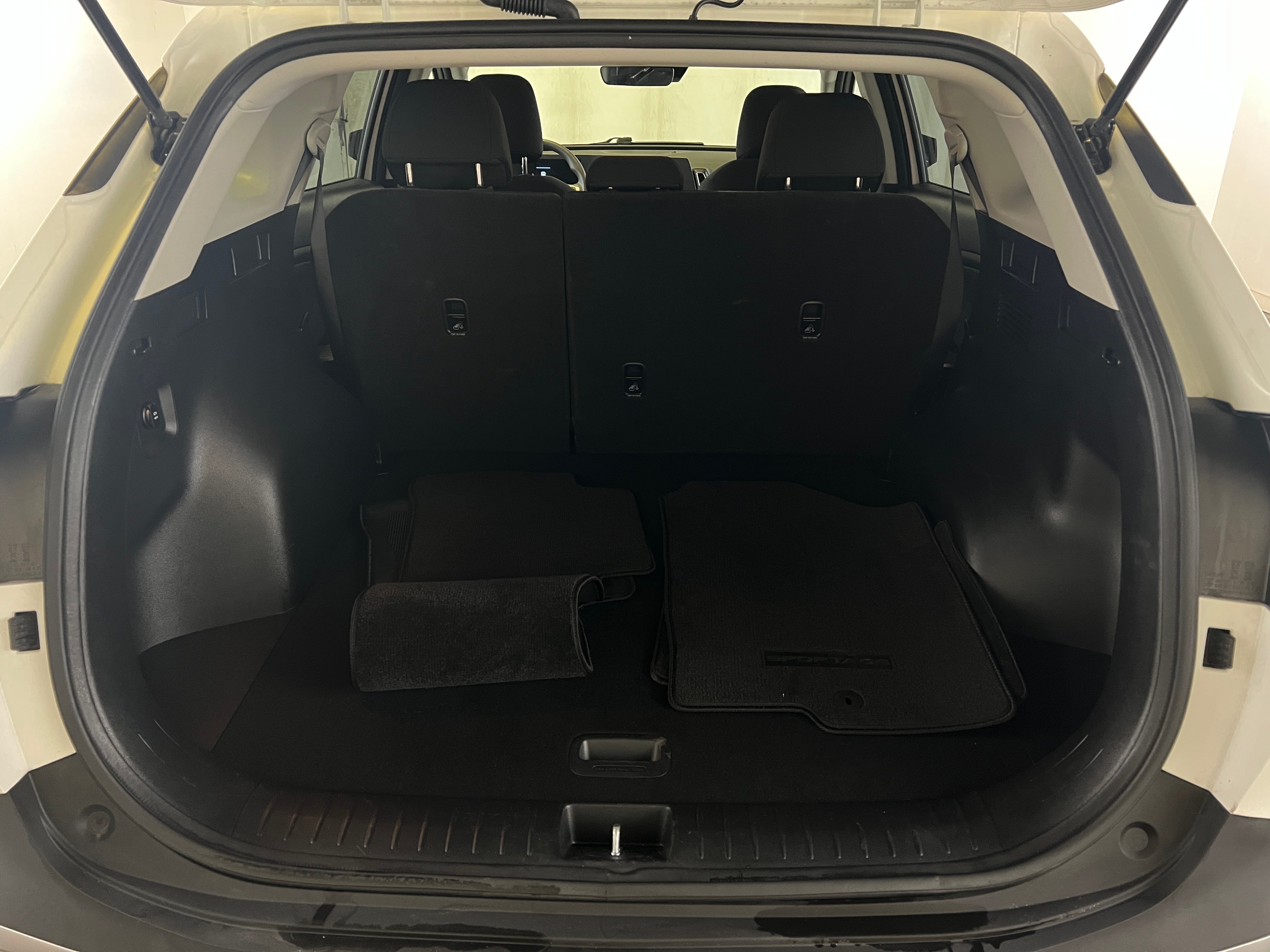 2024 Kia Sportage LX 7