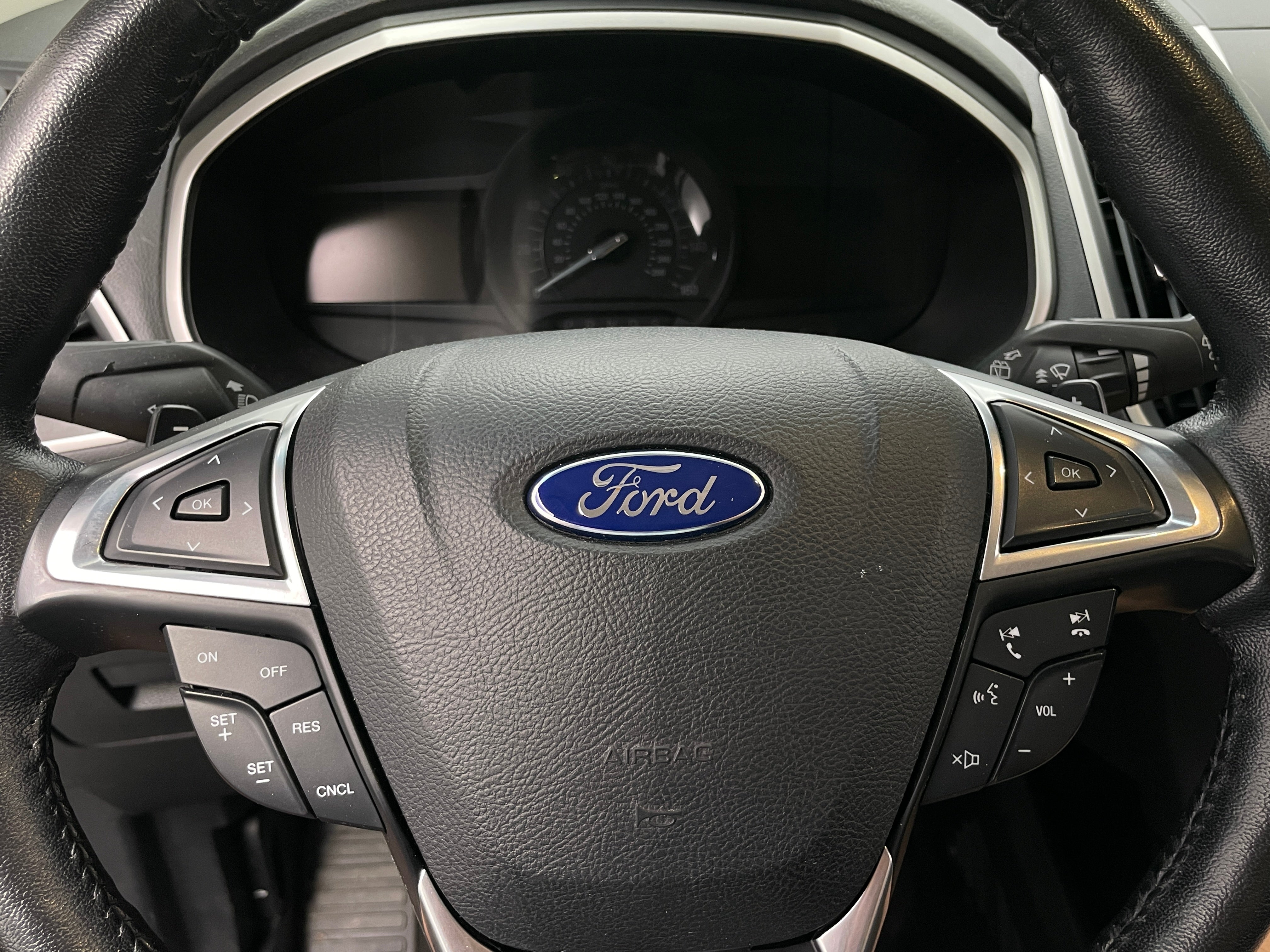 2015 Ford Edge SEL 4