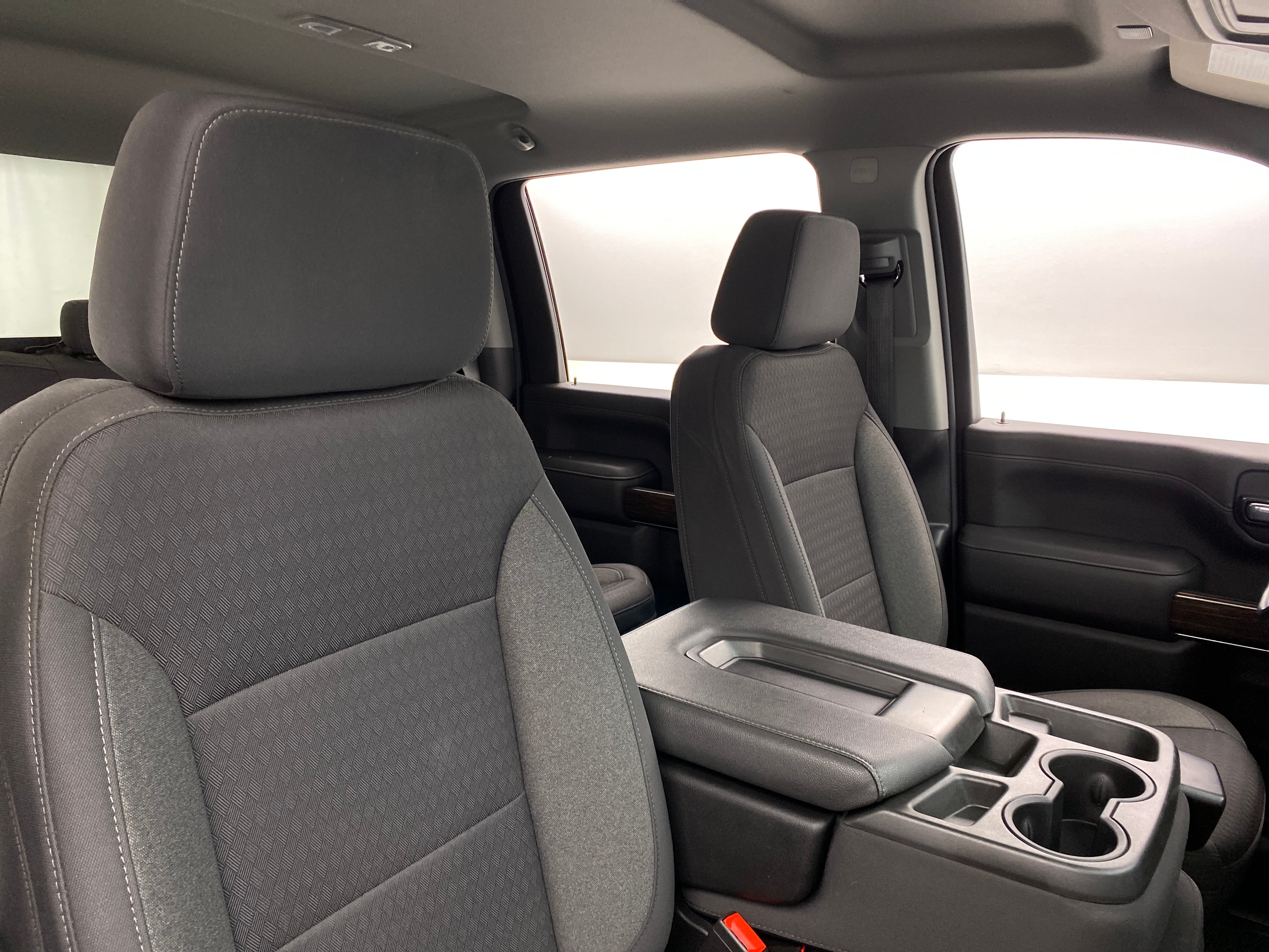 2023 GMC Sierra 2500 SLE 2