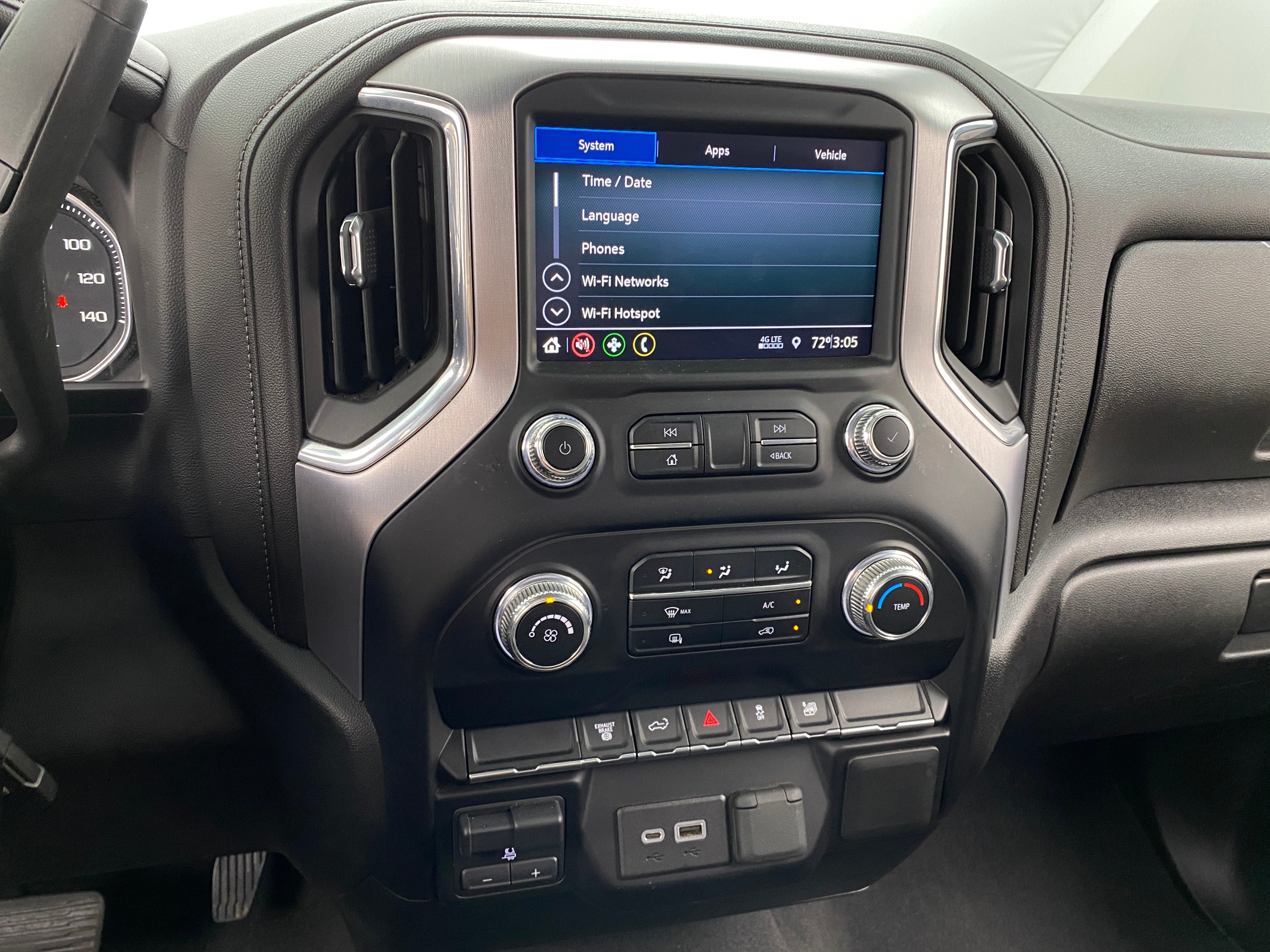 2023 GMC Sierra 2500 SLE 4