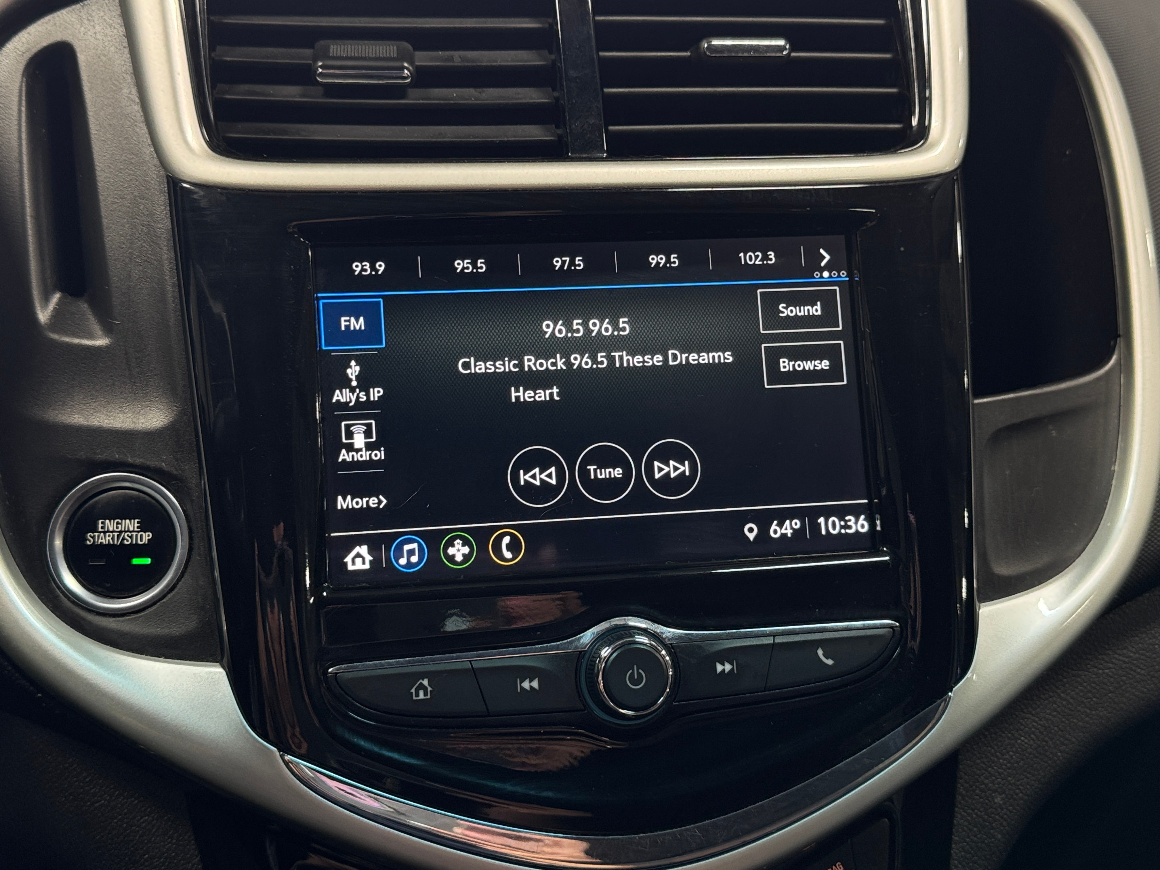 2018 Chevrolet Sonic LT 4