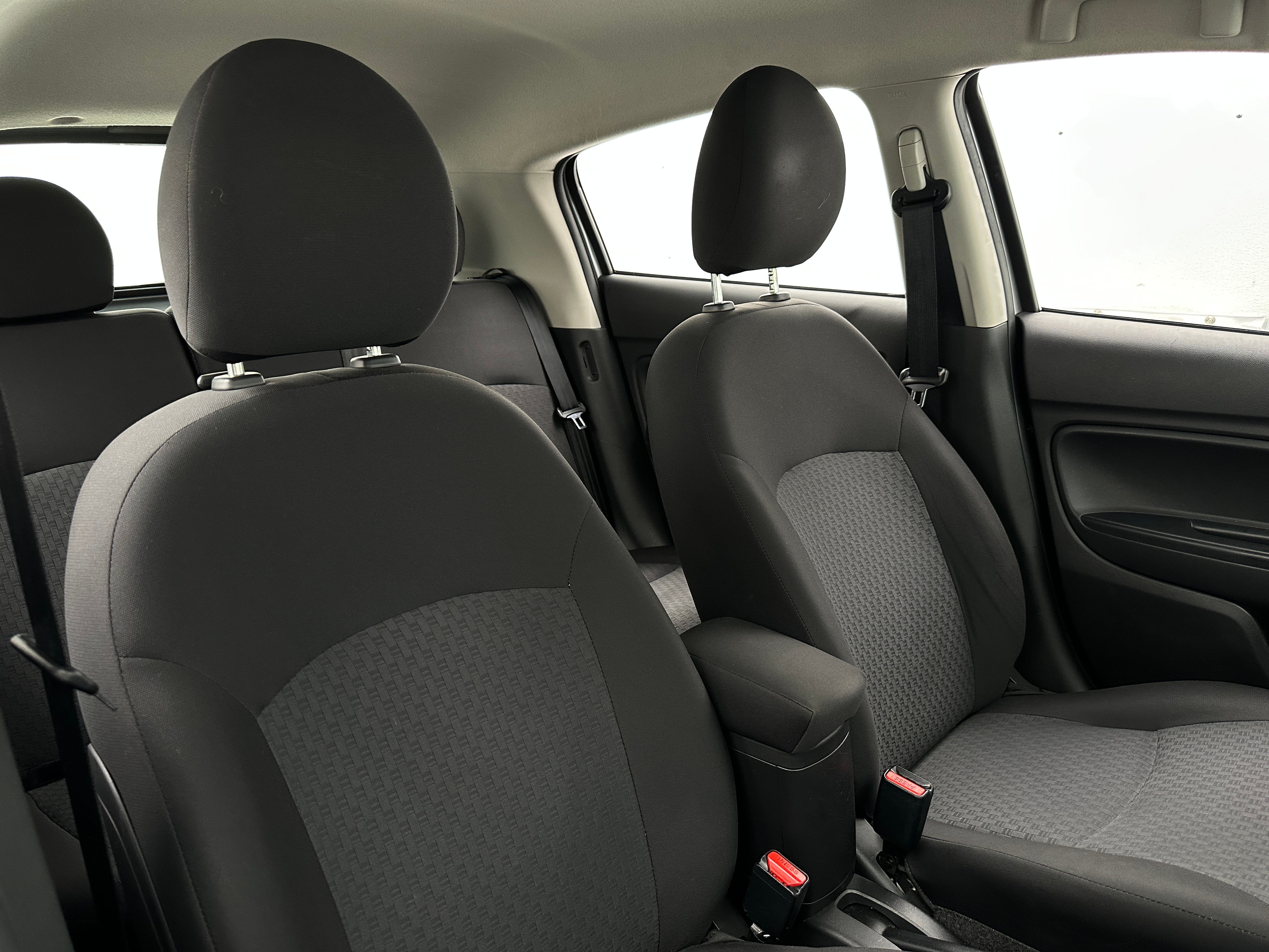 2019 Mitsubishi Mirage ES 2