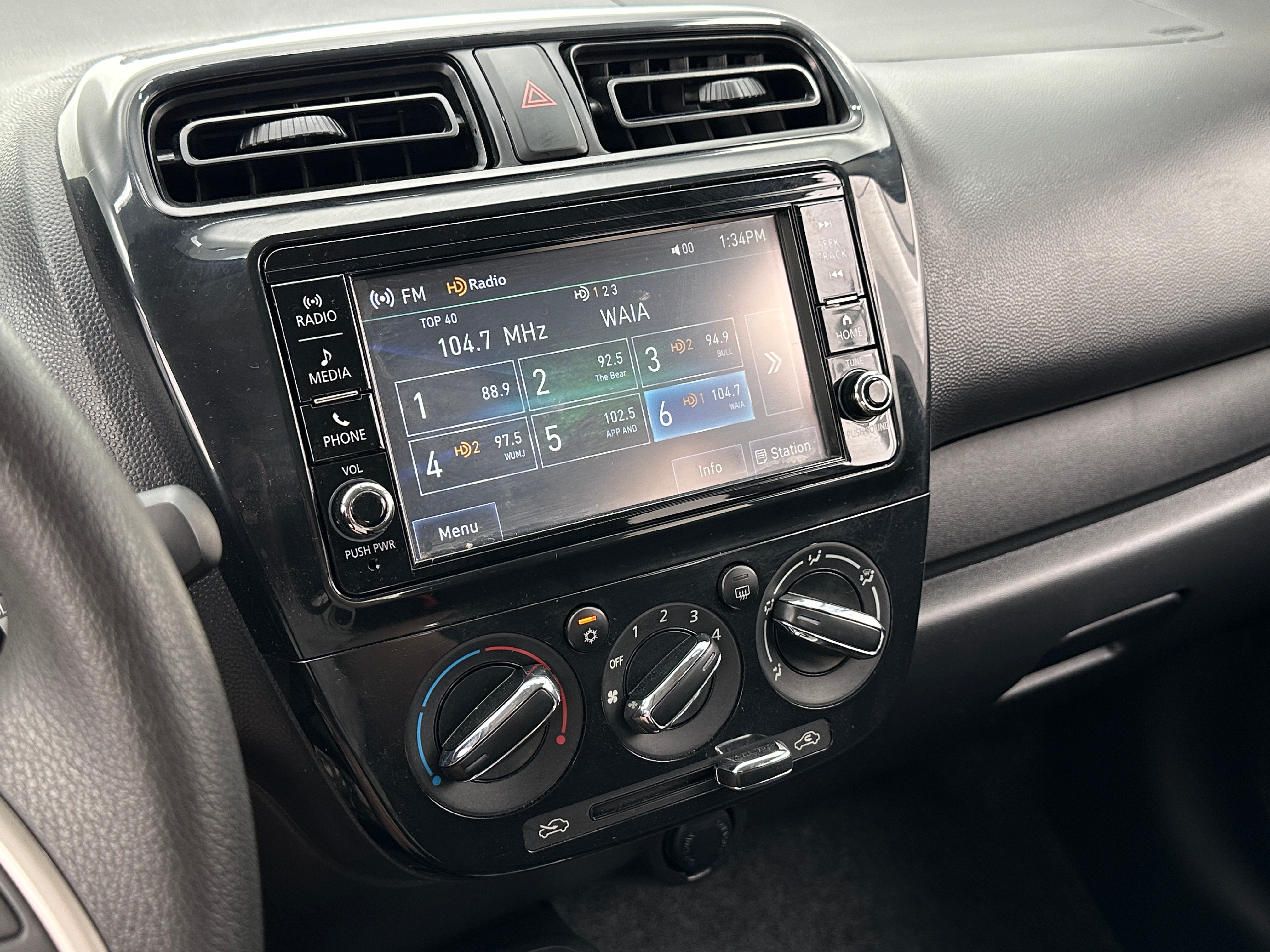 2019 Mitsubishi Mirage ES 4