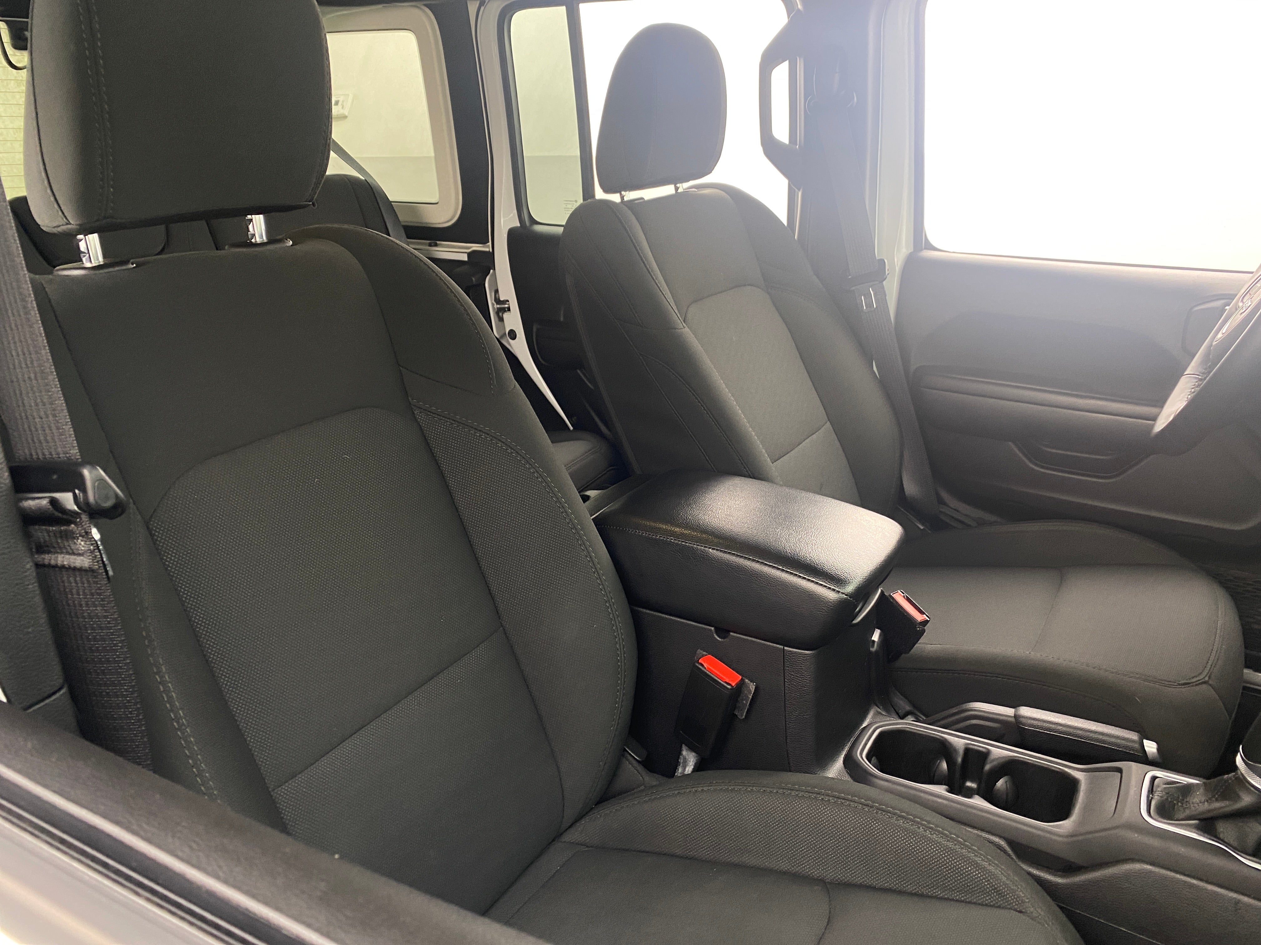 2021 Jeep Wrangler Unlimited Willys 2