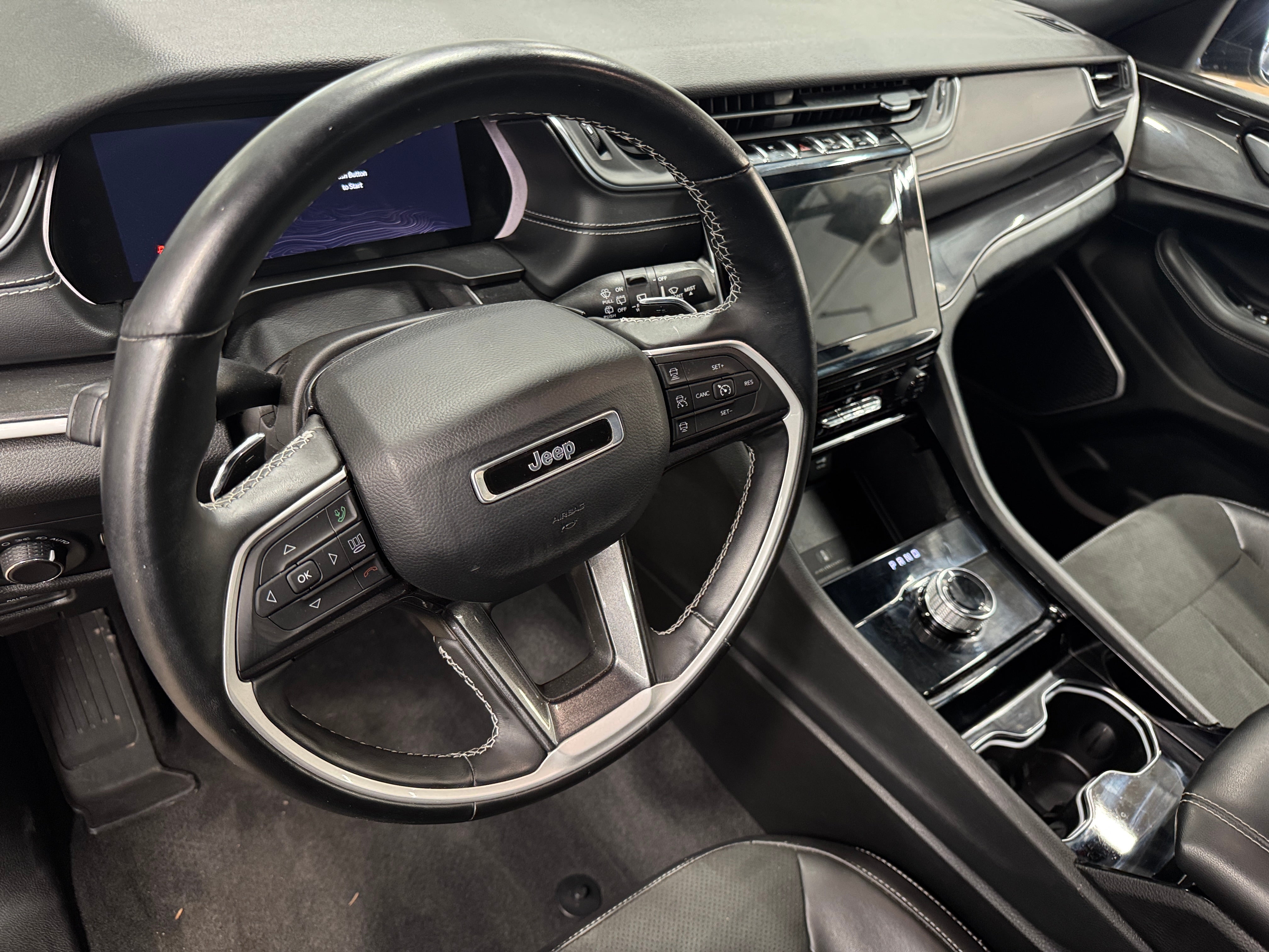 2022 Jeep Grand Cherokee L Altitude 2
